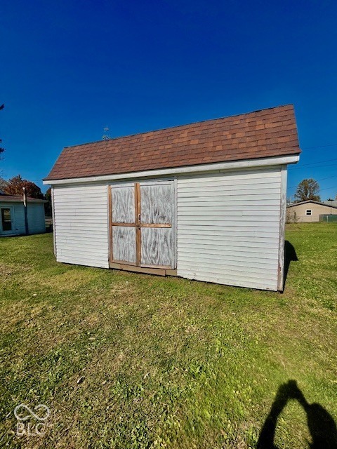 107 N Pleasant Street, Edinburgh, IN, 46124 photo 4 of 11