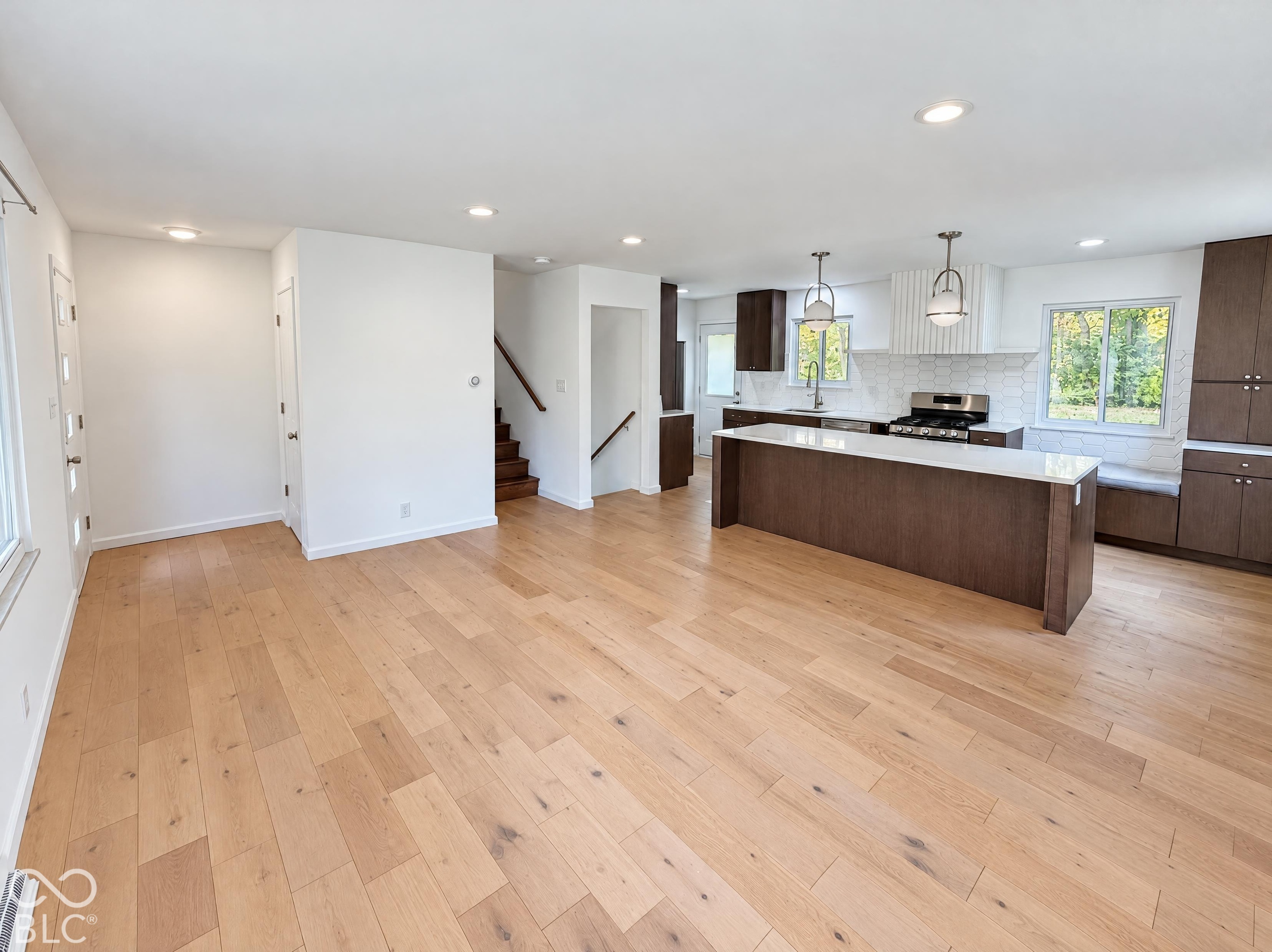 4533 Kessler Lane East Drive, Indianapolis, IN, 46220 photo 4 of 22