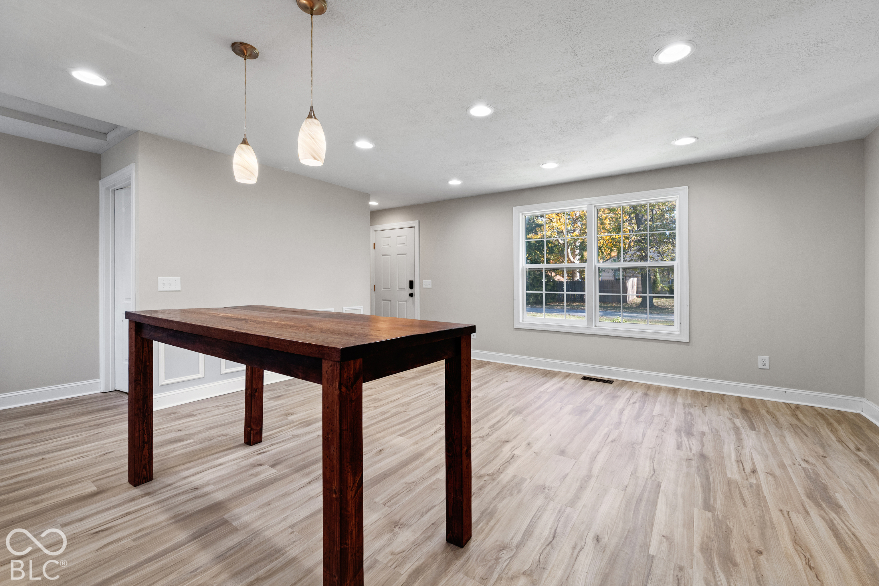6502 Caroline Avenue, Indianapolis, IN, 46220 photo 4 of 31