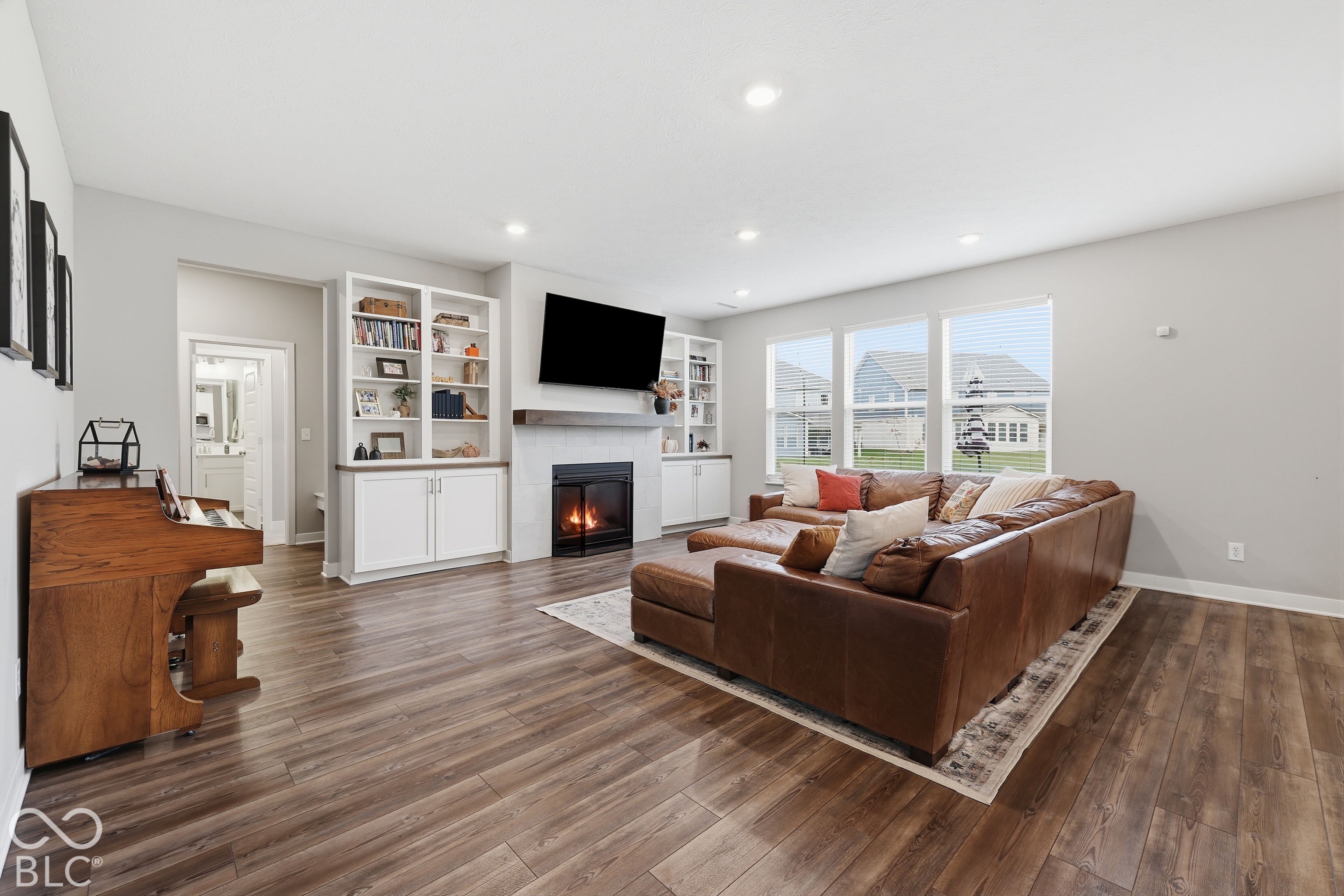 958 Talbert Road, Greenwood, IN, 46143 photo 4 of 50