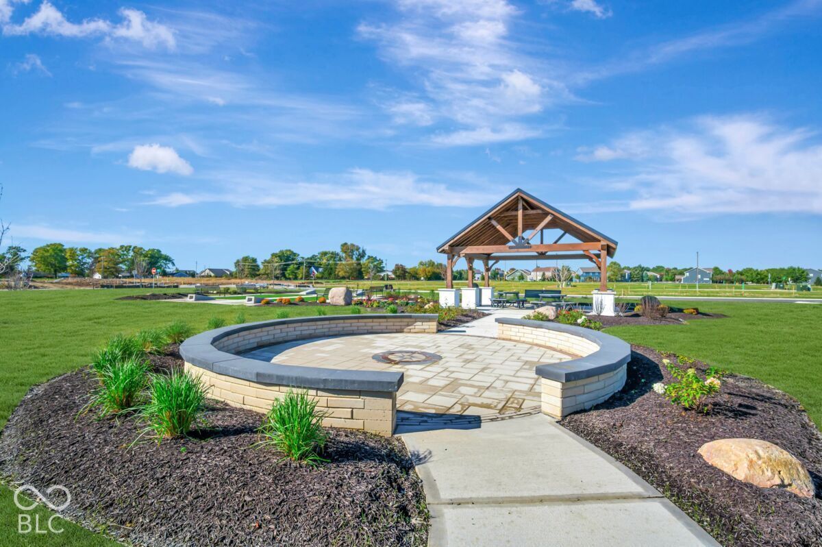 11133 Hobbsbrook Drive, Noblesville, IN, 46060 photo 4 of 7