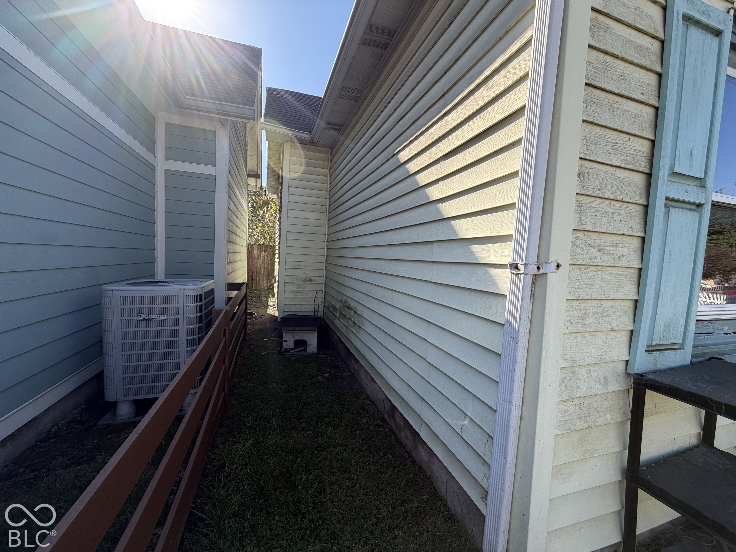 1425 Terrace Avenue, Indianapolis, IN, 46203 photo 4 of 40