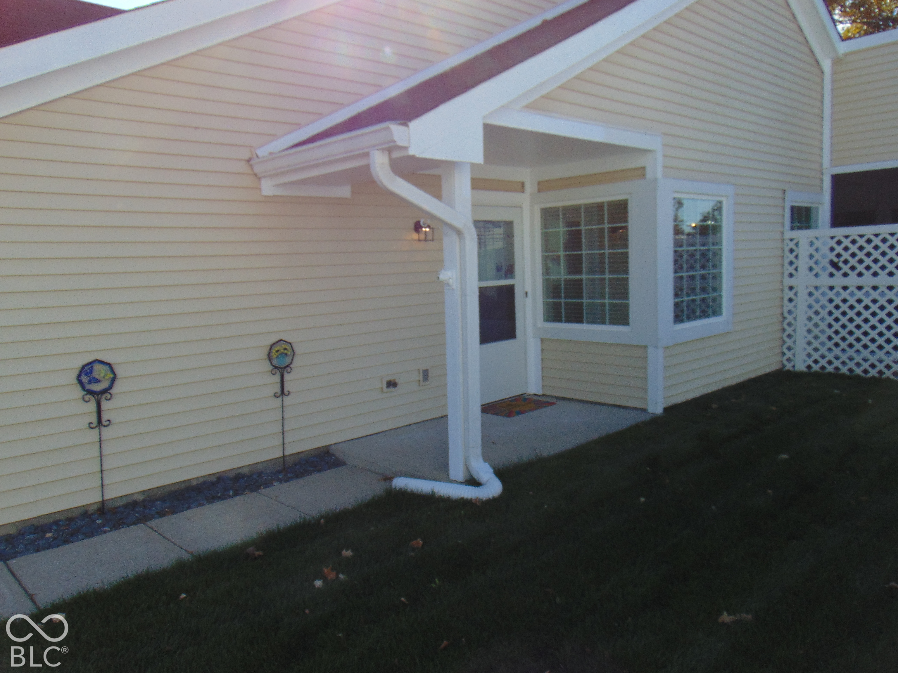 8942 Trager Court, Indianapolis, IN, 46256 photo 4 of 31