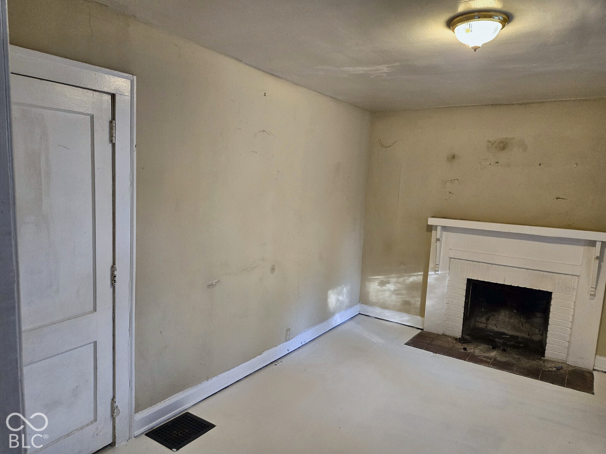 3458 Graceland Avenue, Indianapolis, IN, 46208 photo 4 of 20