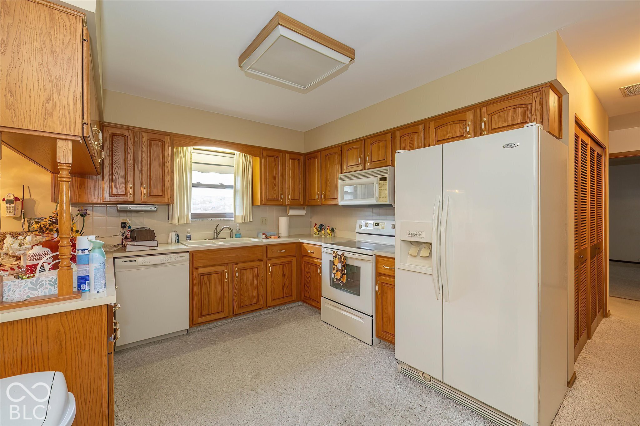 1040 Lawndale Drive, Greenwood, IN, 46142 photo 4 of 21