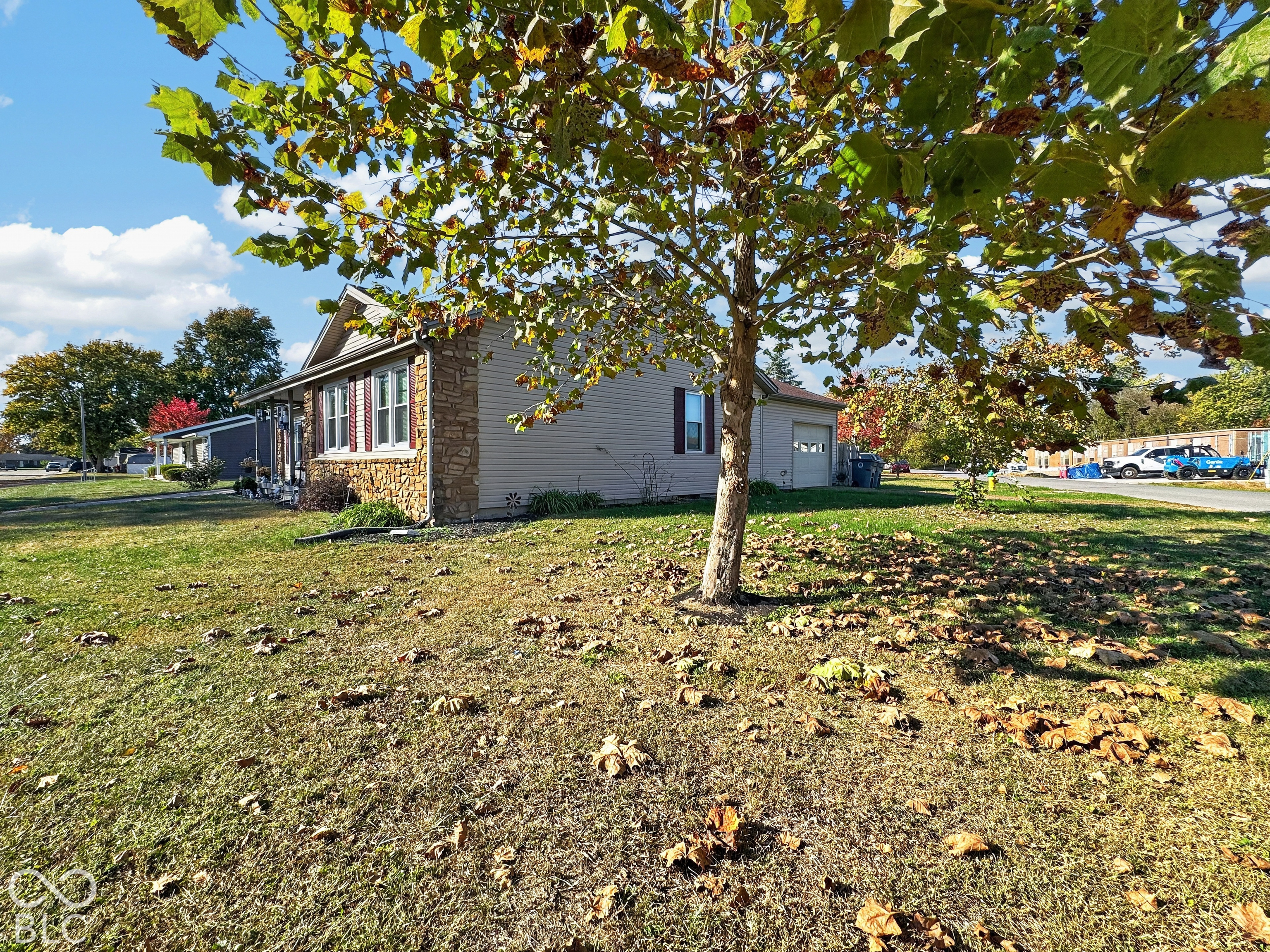 135 E Harrison Drive, Seymour, IN, 47274 photo 4 of 35