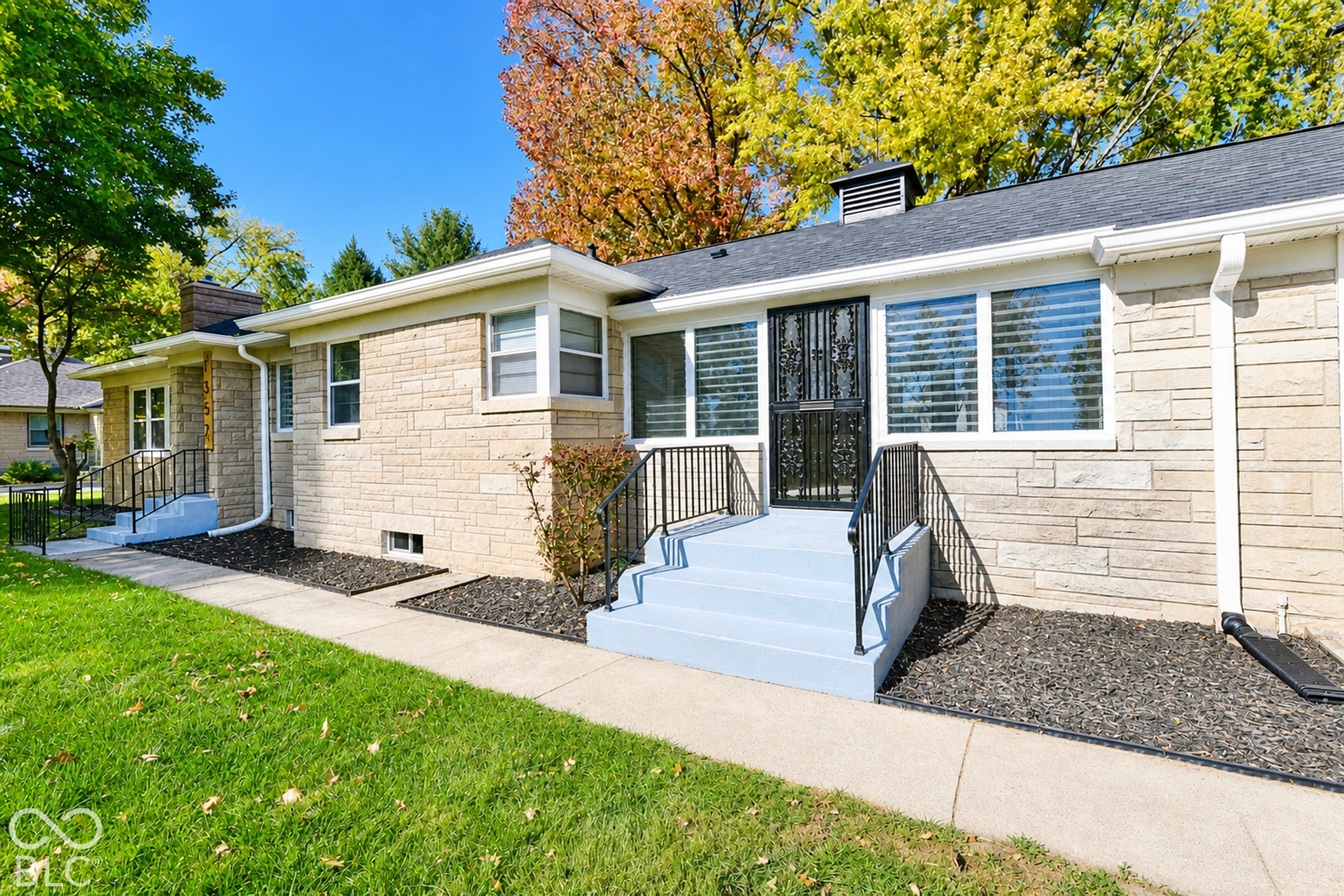 1352 Maynard Drive, Indianapolis, IN, 46227 photo 4 of 49
