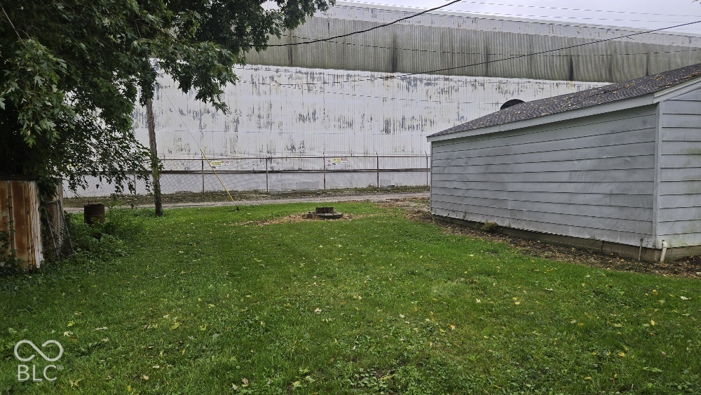 125 W South C Street, Gas City, IN, 46933 photo 4 of 23