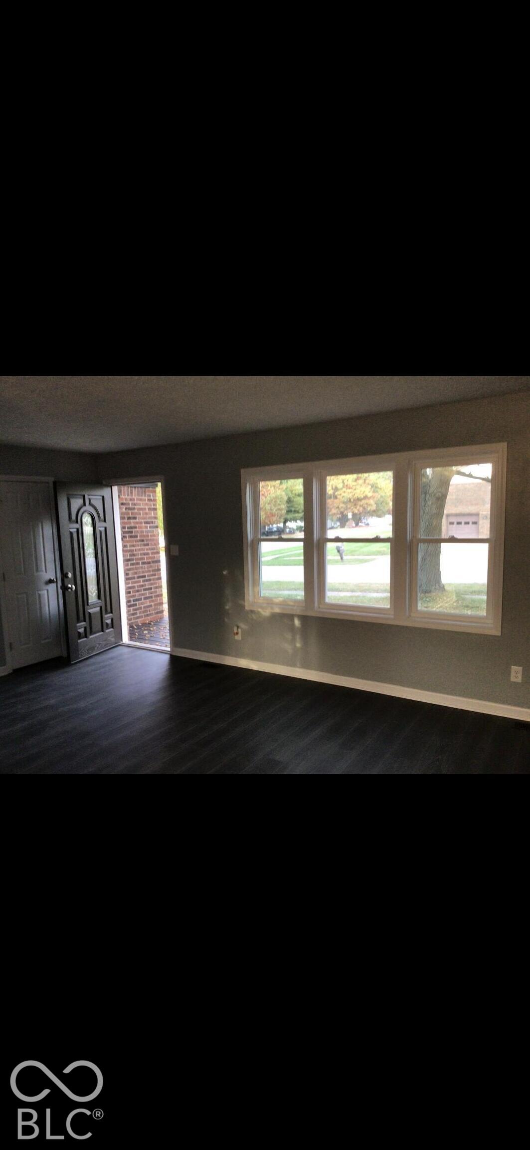 102 Pilgrim Court, Greenwood, IN, 46142 photo 4 of 20