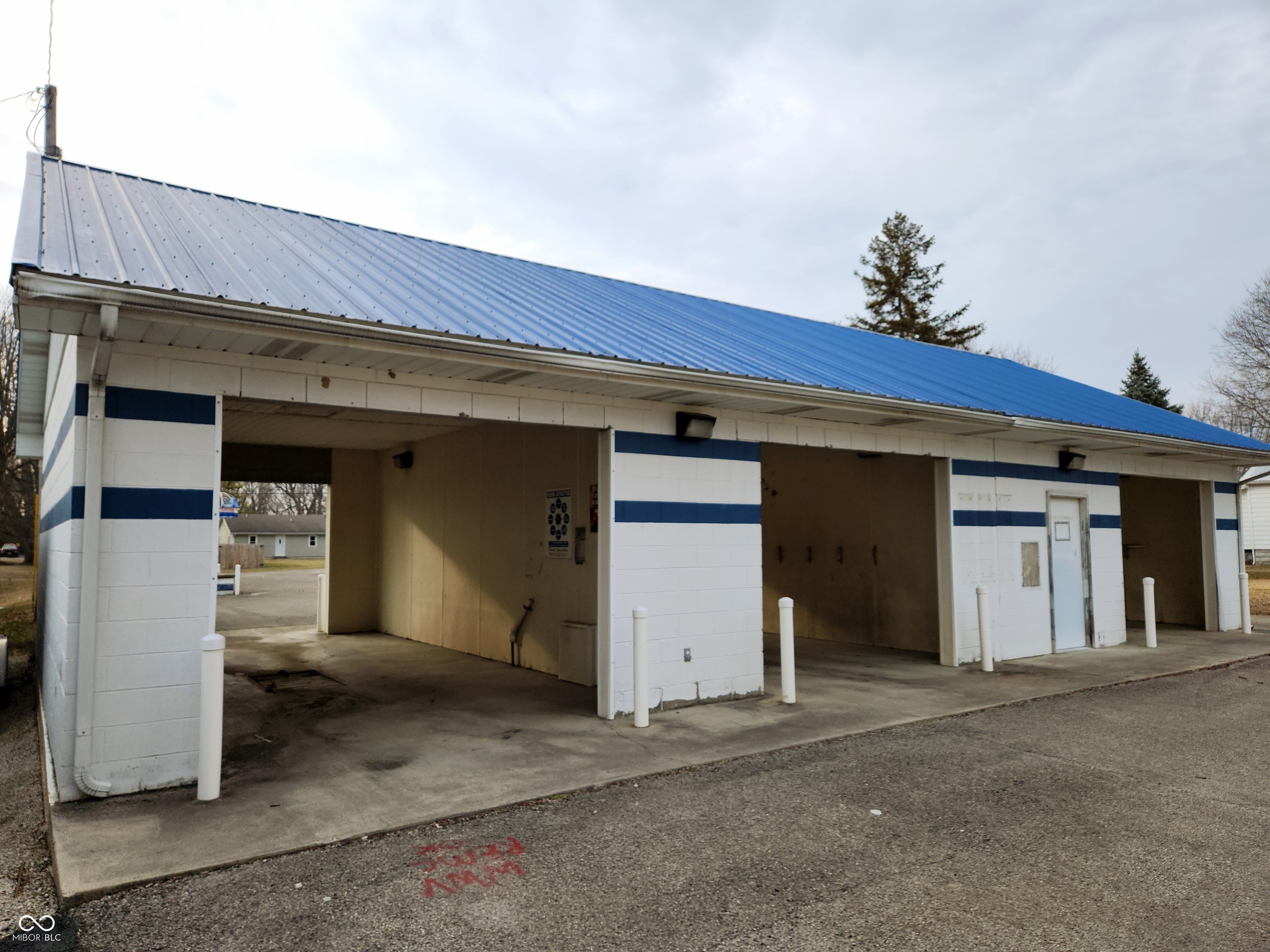 295 S Main Street, Farmland, IN, 47340 photo 5 of 9
