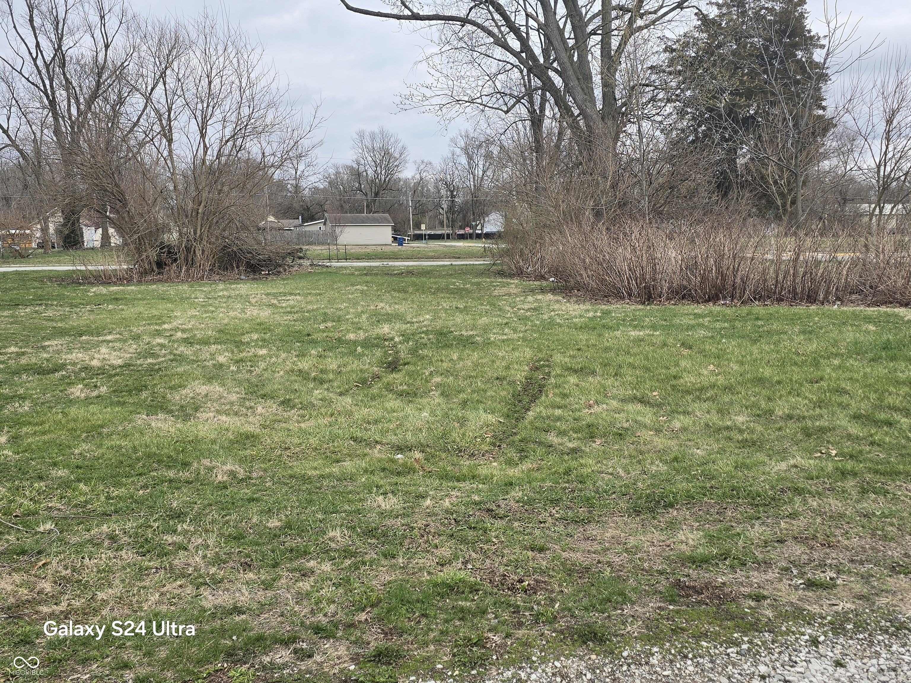 1227,1229,1231 S 13TH HALF Street, Terre Haute, IN, 47802 photo 5 of 7