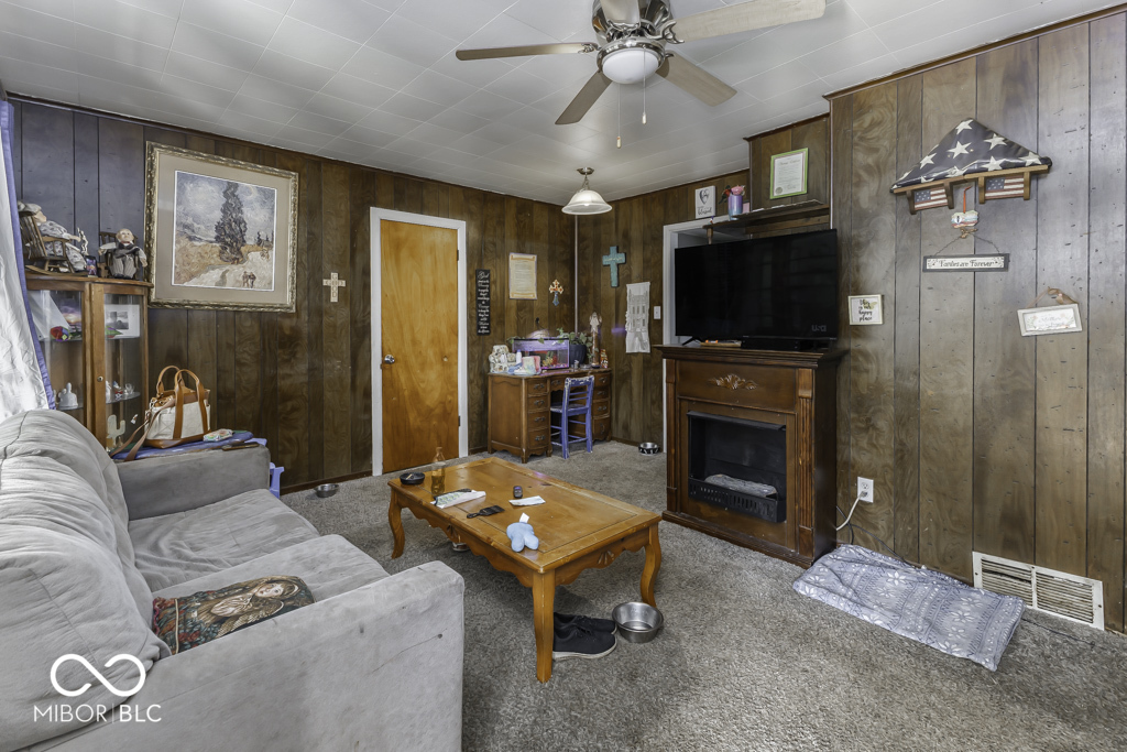 719 Melvenia Street, Indianapolis, IN, 46219 photo 5 of 11