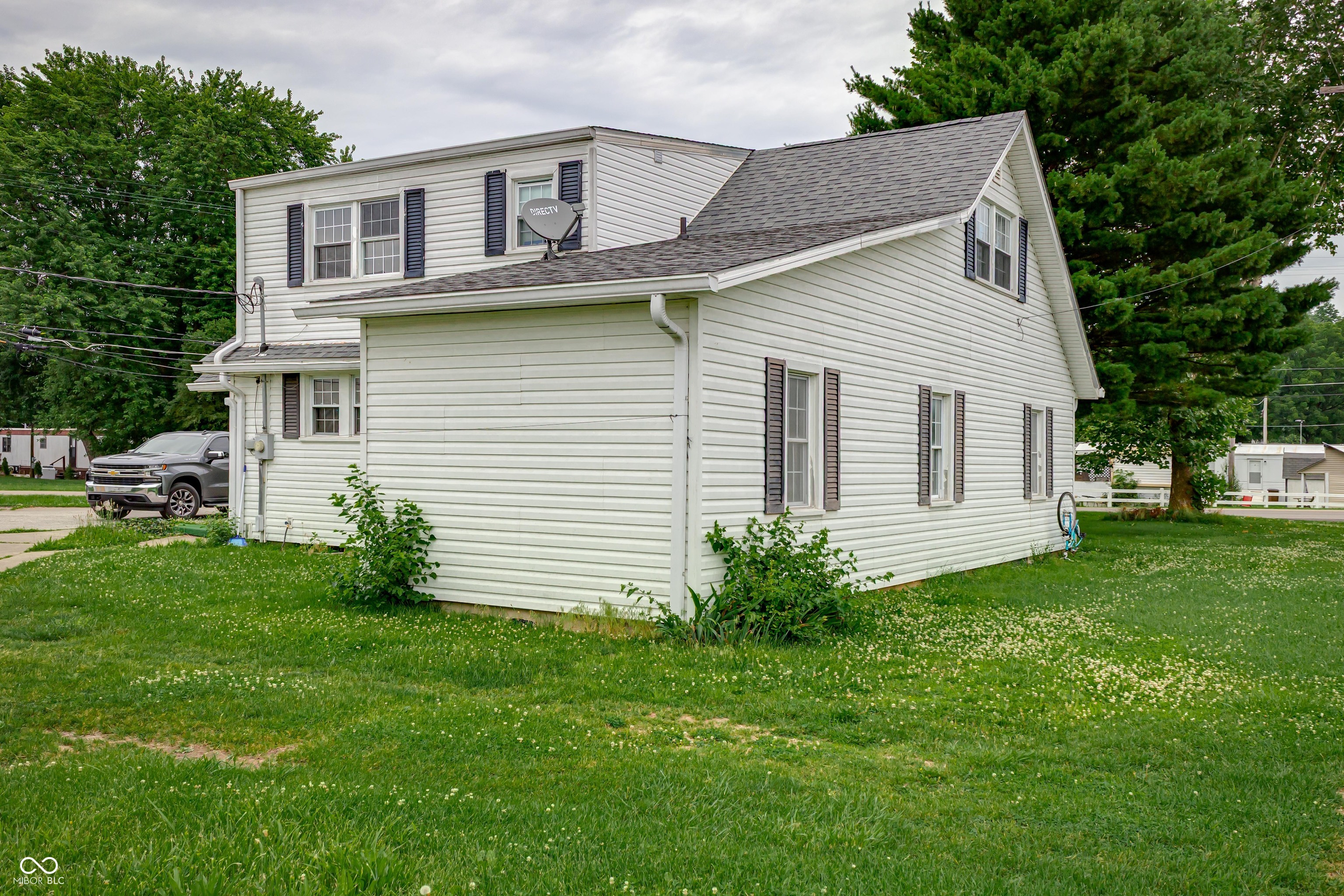 20-24 N Eisenhower Drive, Edinburgh, IN, 46124 photo 5 of 38