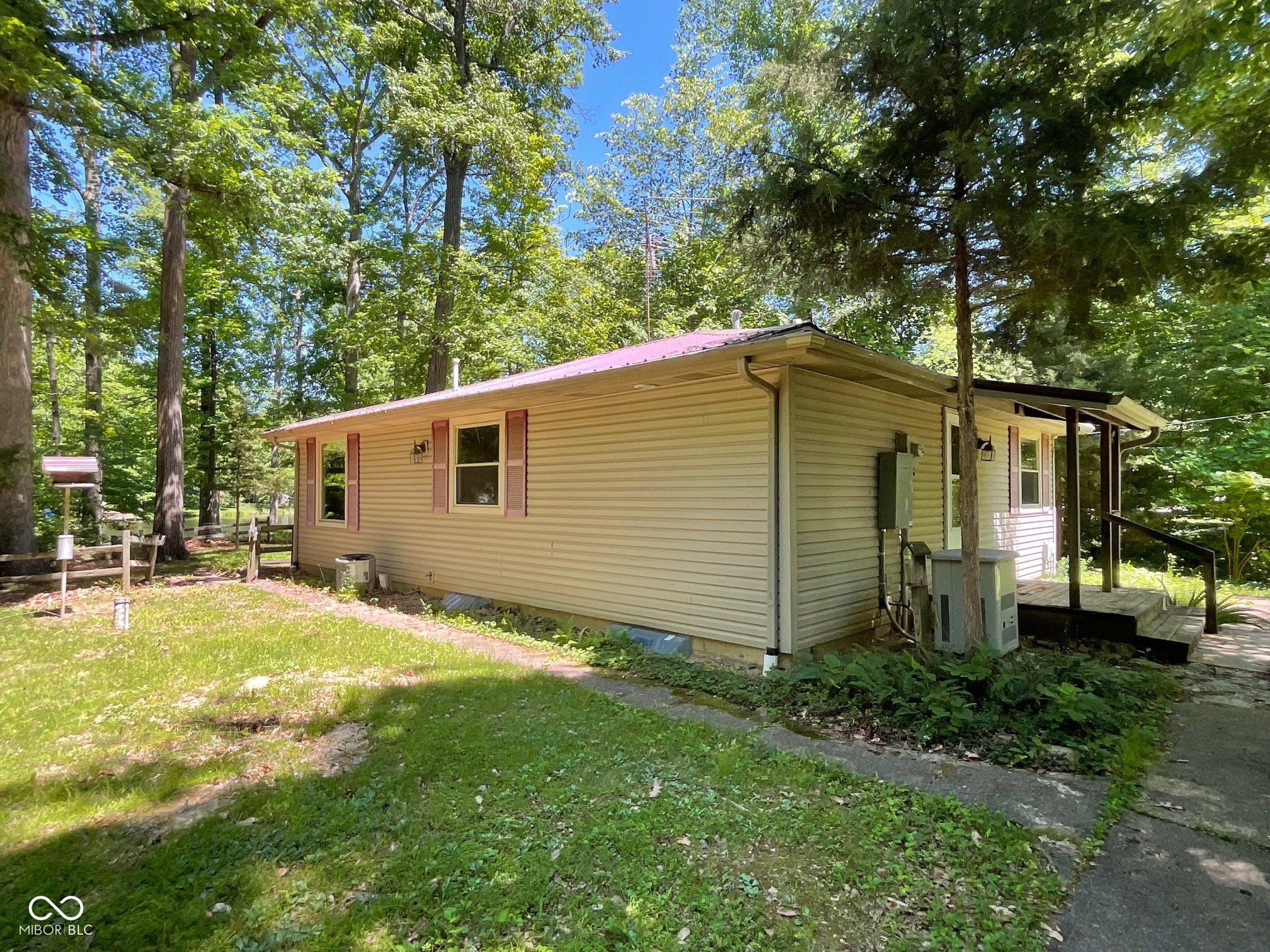 9416 E Rocky Fork North Drive, Brazil, IN, 47834 photo 5 of 41