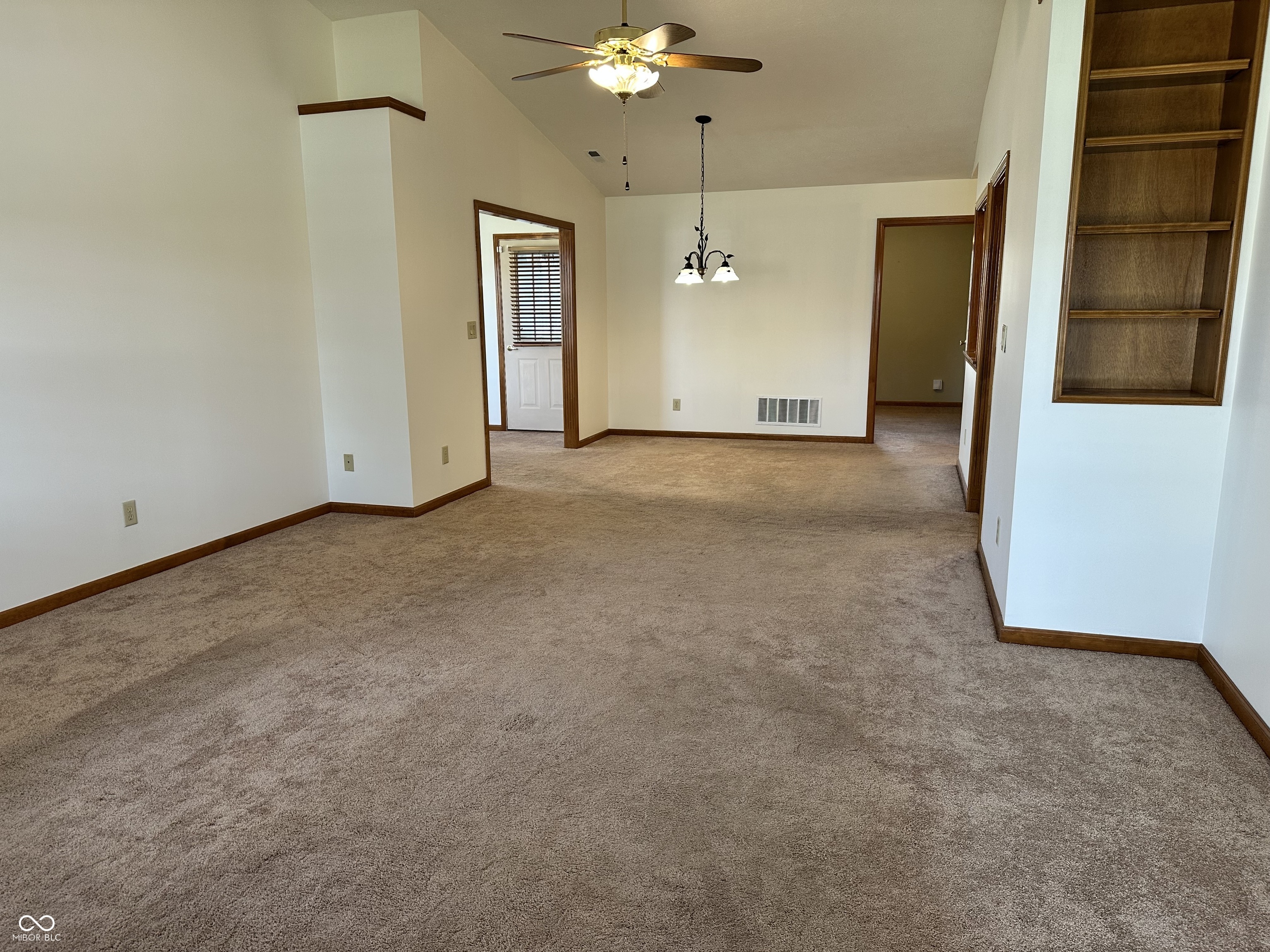 8131 Bentley Farms Place, Indianapolis, IN, 46259 photo 5 of 30