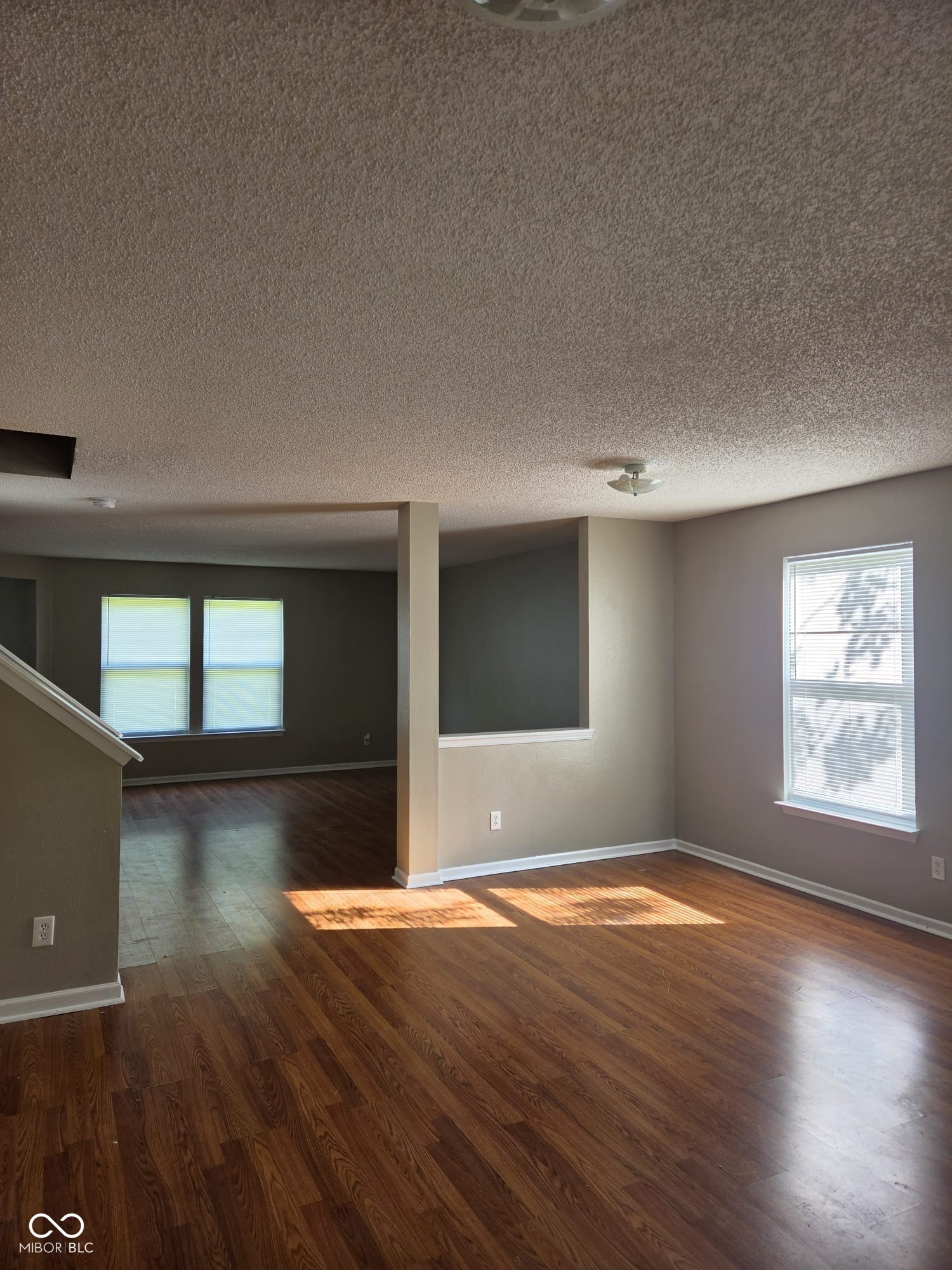 10228 Arrowhead Court, Indianapolis, IN, 46234 photo 5 of 41
