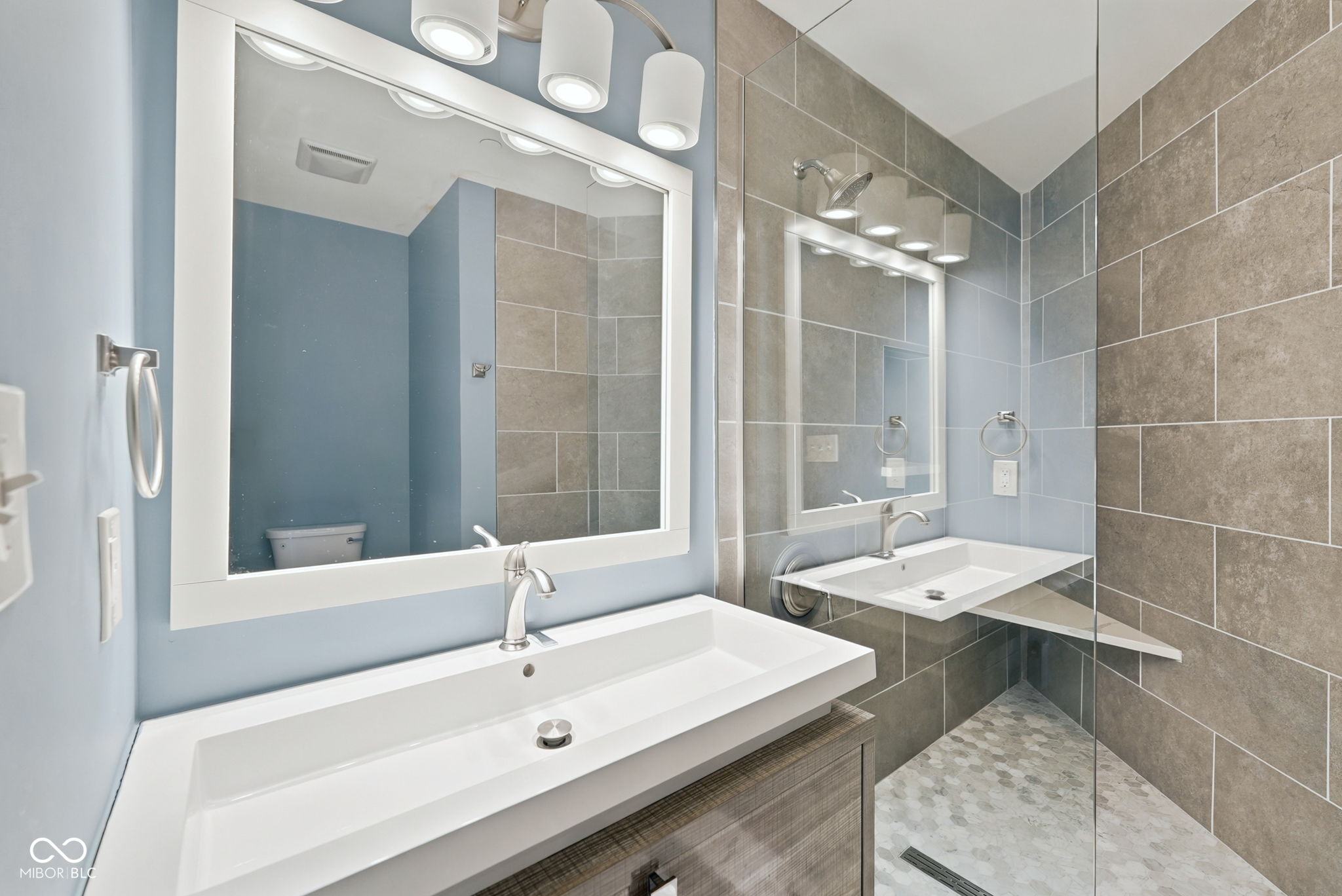 333 Massachusetts Avenue #405, Indianapolis, IN, 46204 photo 5 of 53