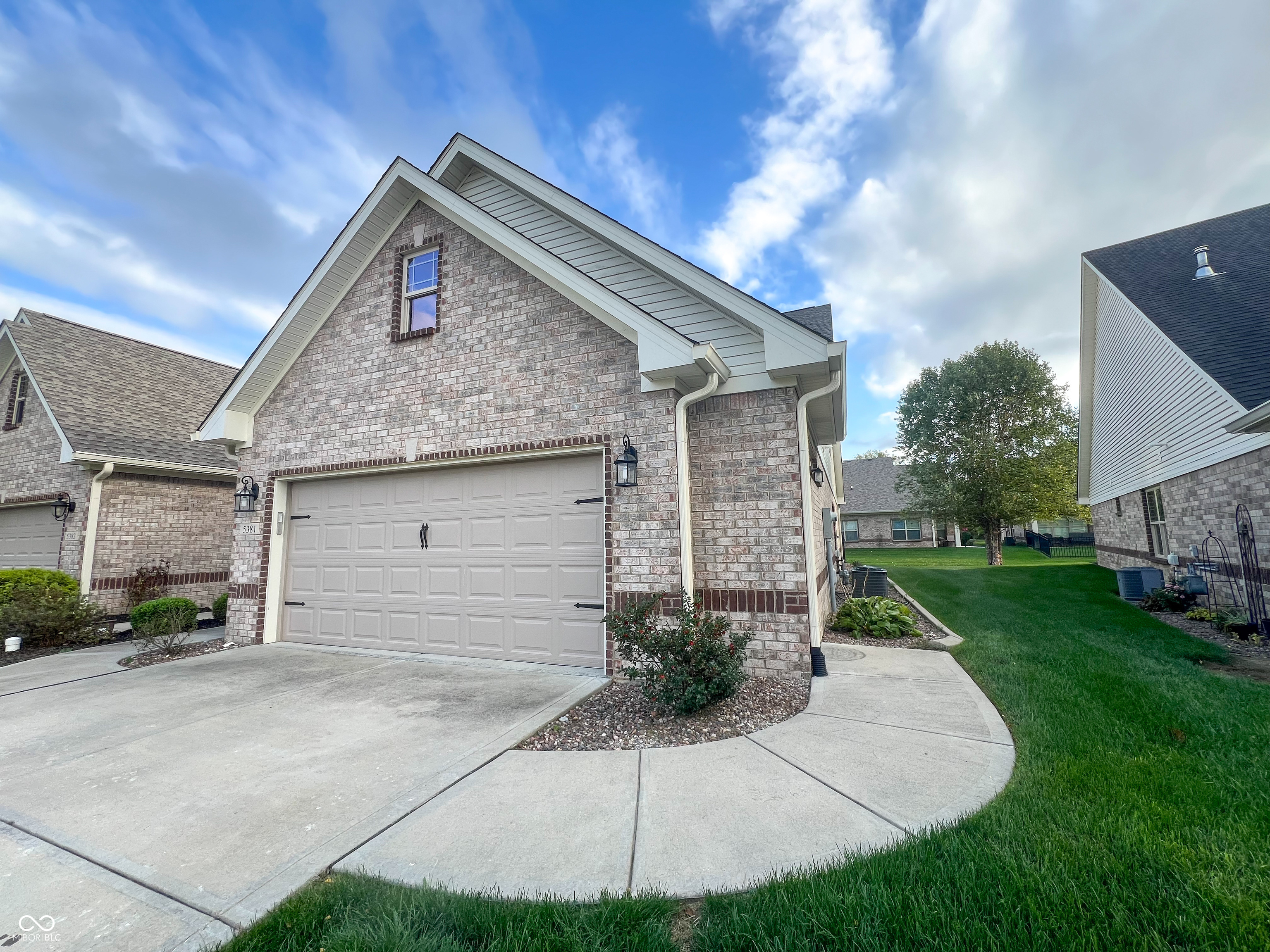 5381 Buckingham Lane, Plainfield, IN, 46168 photo 5 of 44