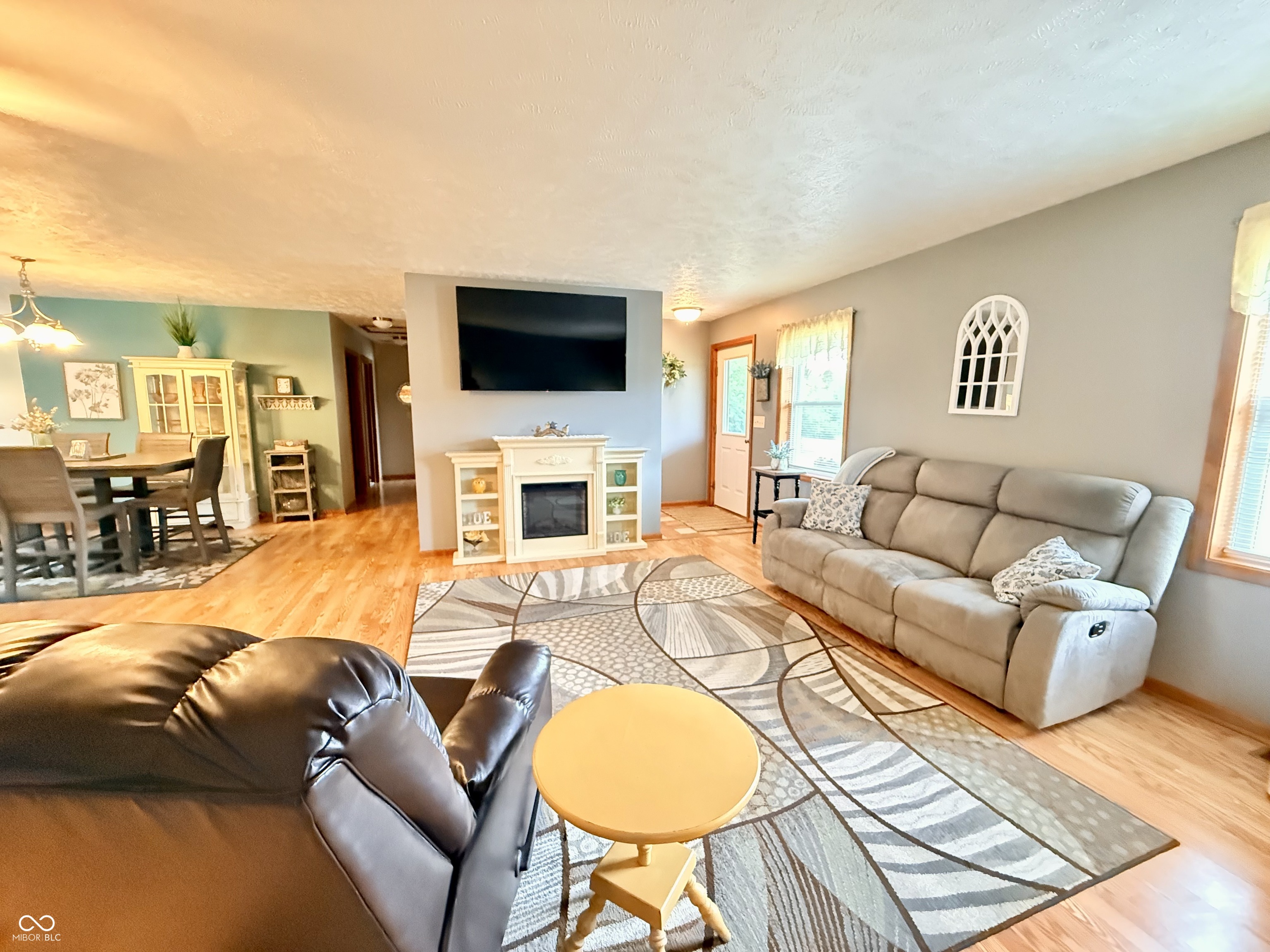 201 Janeway Drive, Veedersburg, IN, 47987 photo 5 of 59