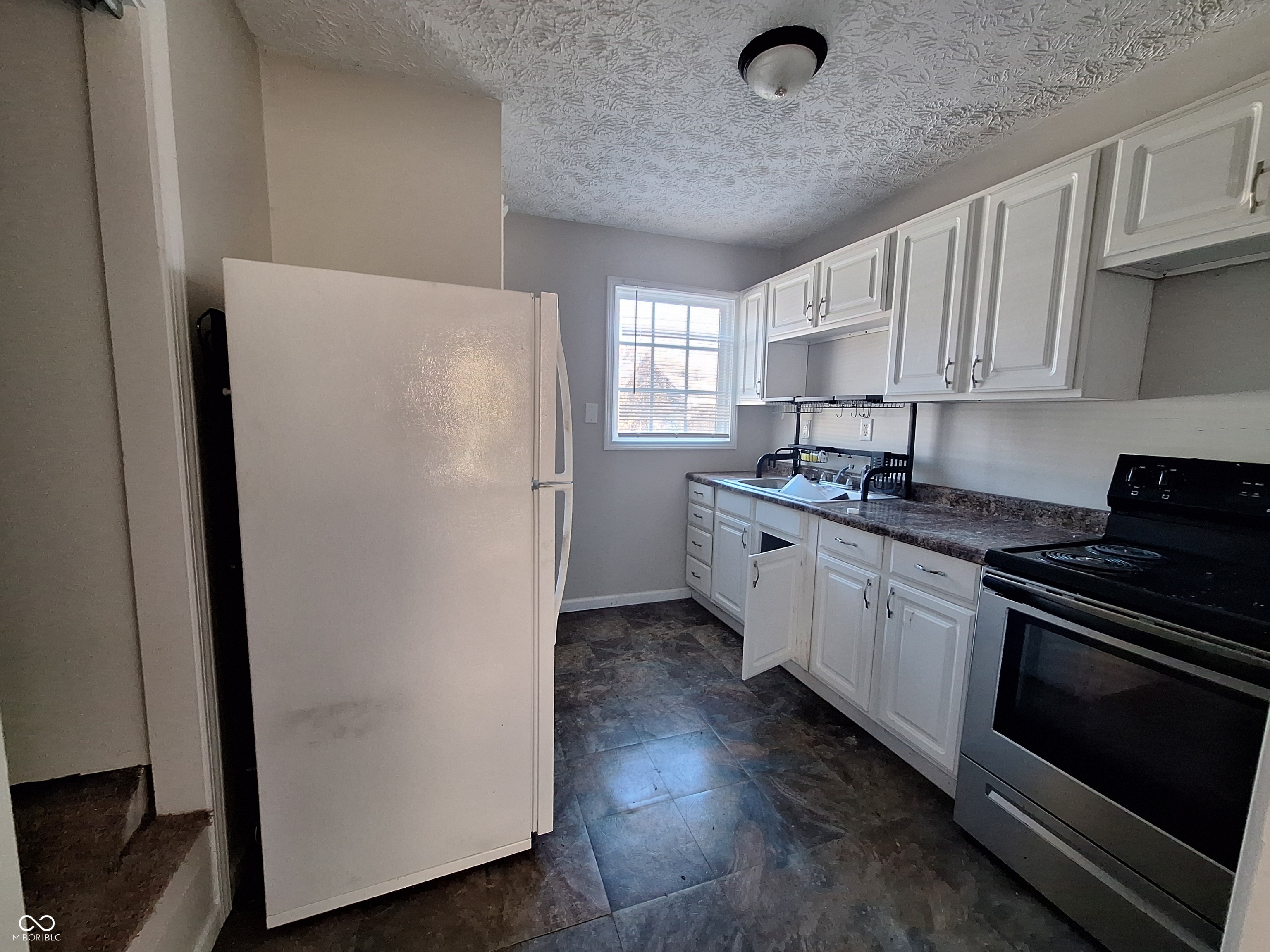 2232 W 58th Street, Indianapolis, IN, 46228 photo 5 of 10