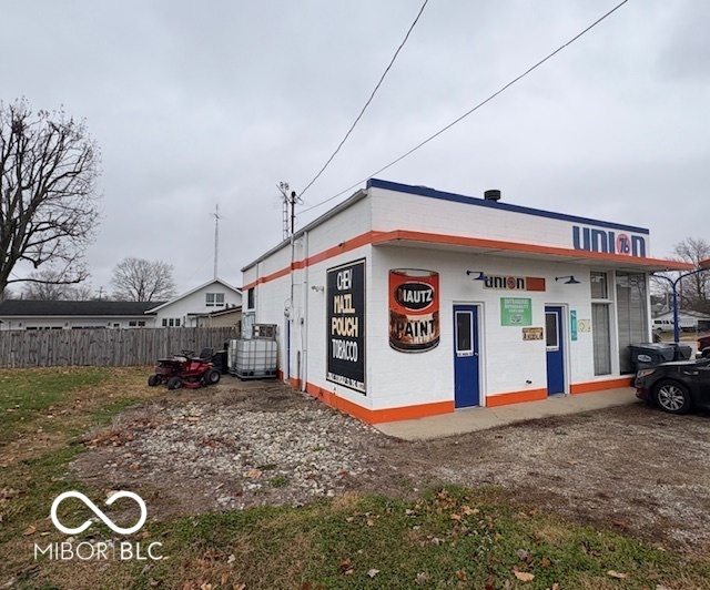 206 N Main Street, Dunkirk, IN, 47336 photo 5 of 14