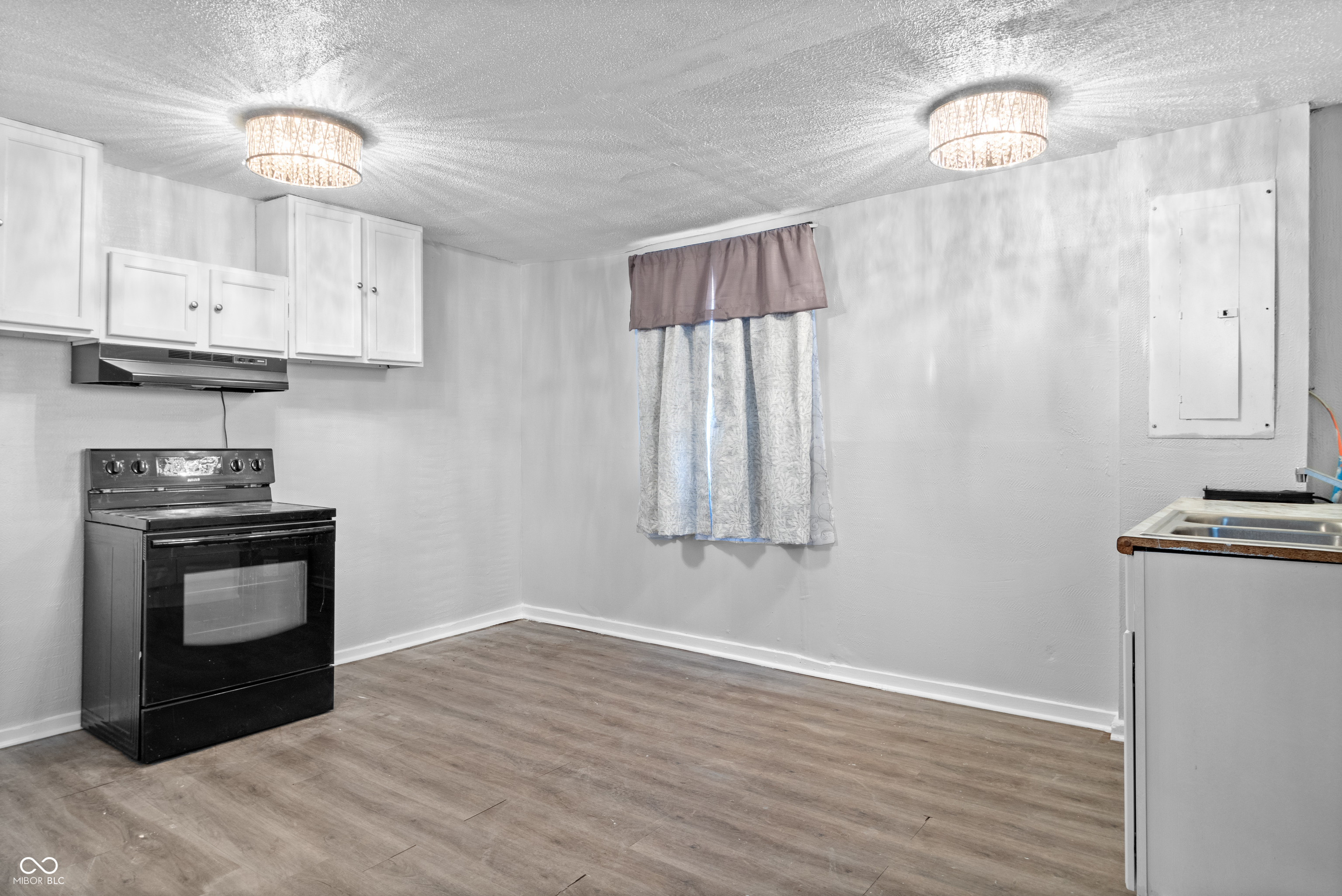 31 N Forest Avenue, Indianapolis, IN, 46201 photo 5 of 15
