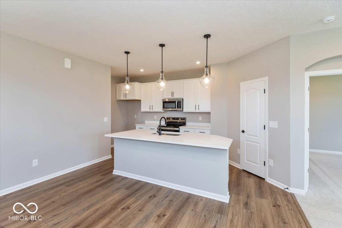 810 Rosebud Lane, Greenfield, IN, 46140 photo 5 of 28