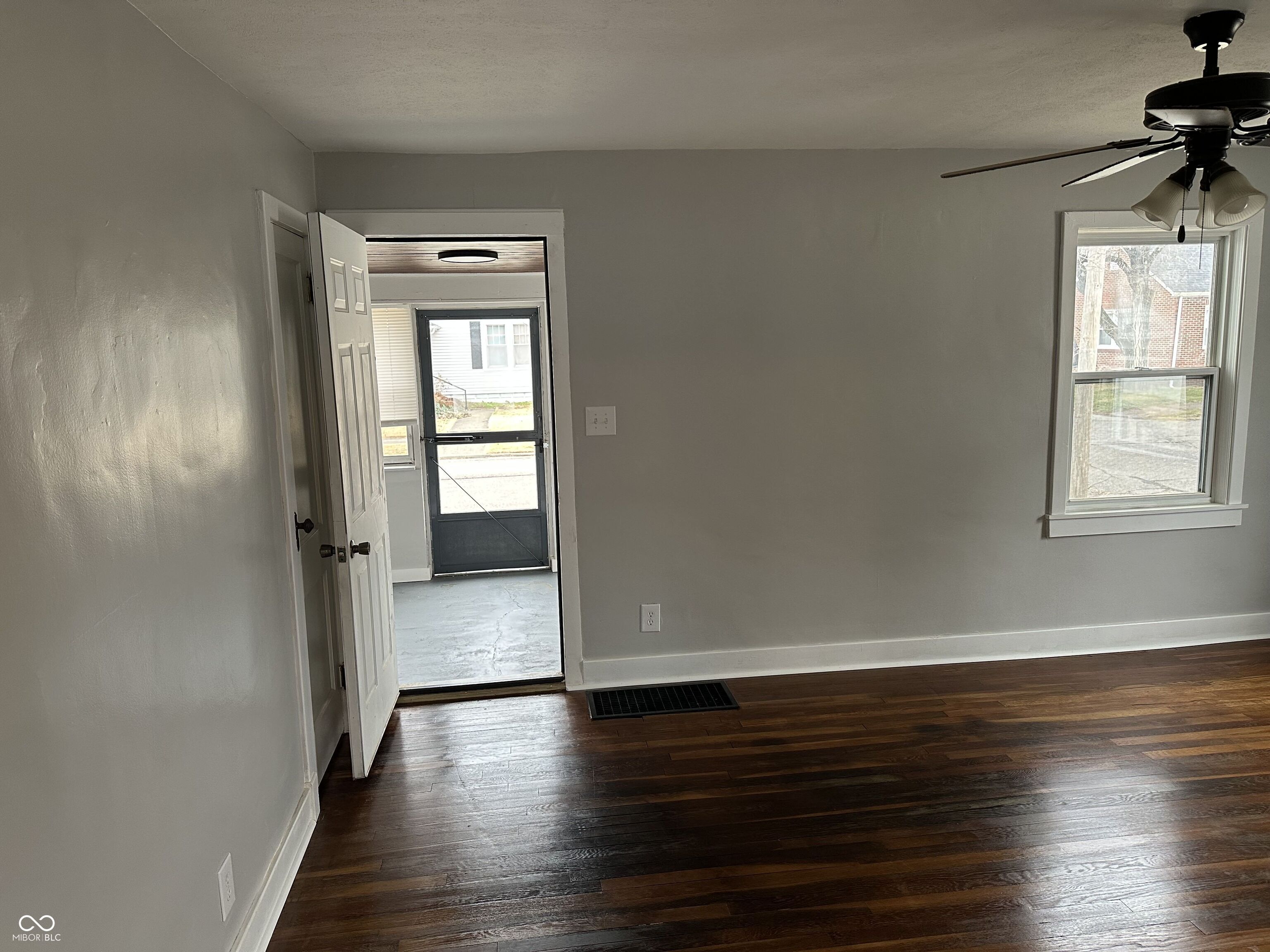 1731 Newton Street, Columbus, IN, 47201 photo 5 of 23