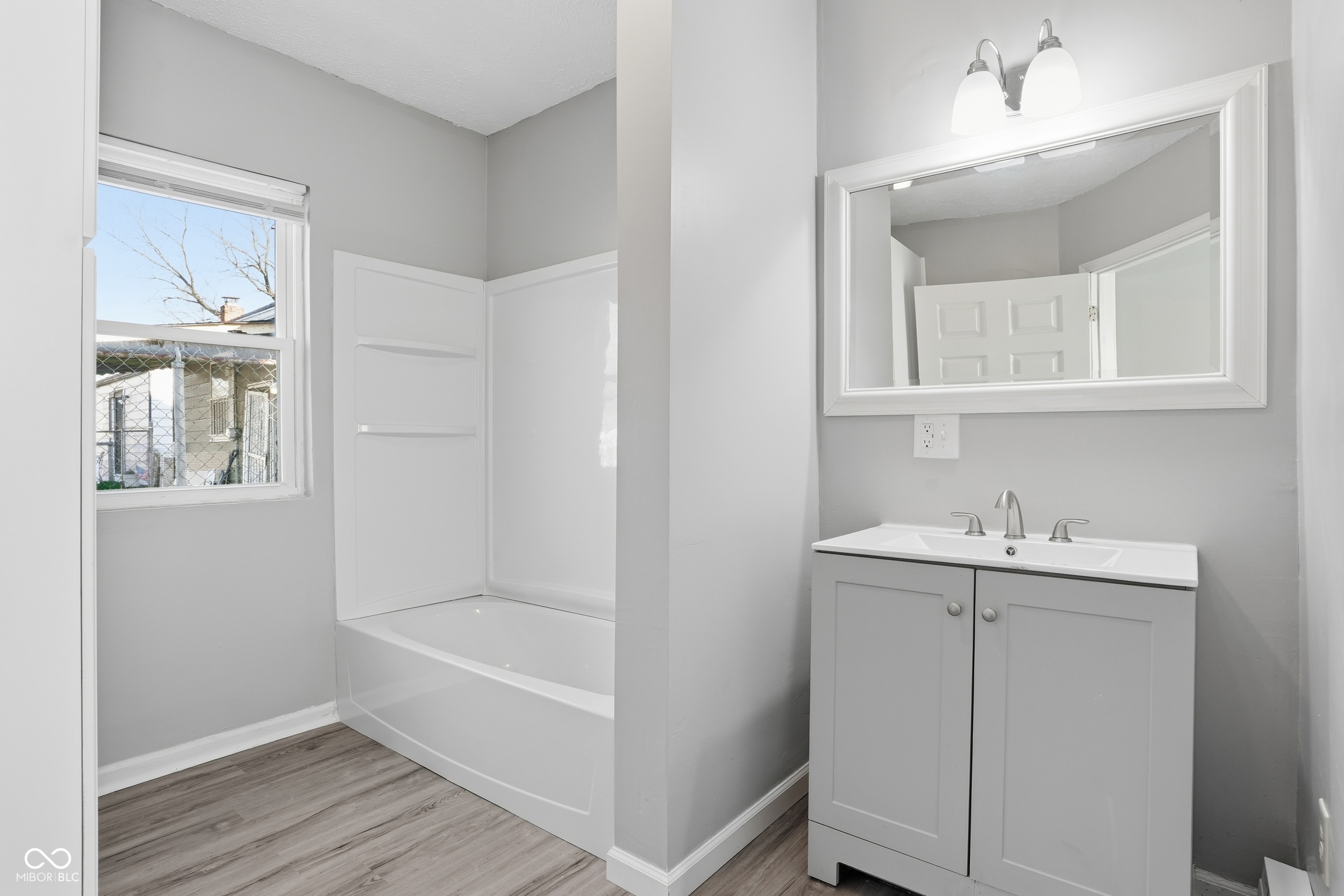 3426 N Olney Street, Indianapolis, IN, 46218 photo 5 of 28