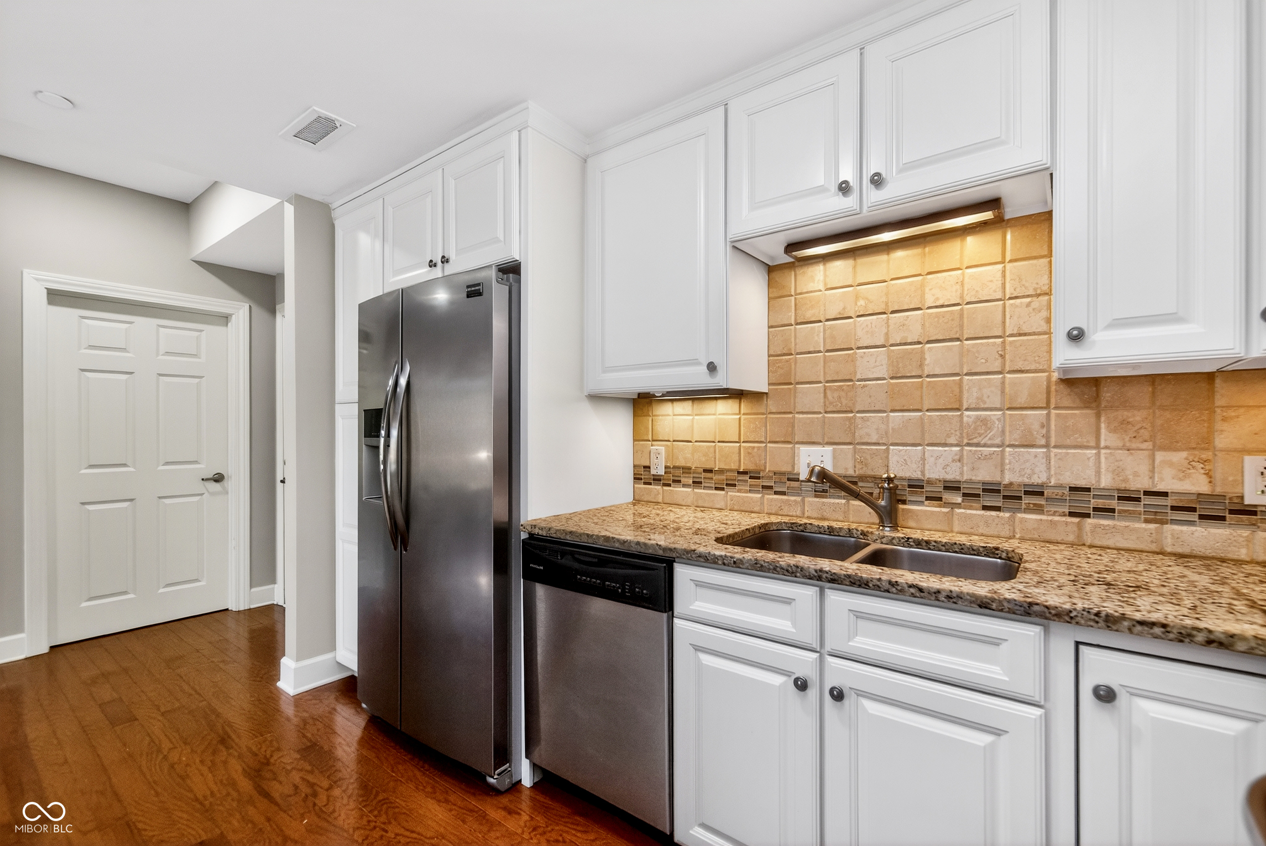 20971 Shoreline Court #APT 311, Noblesville, IN, 46062 photo 5 of 14