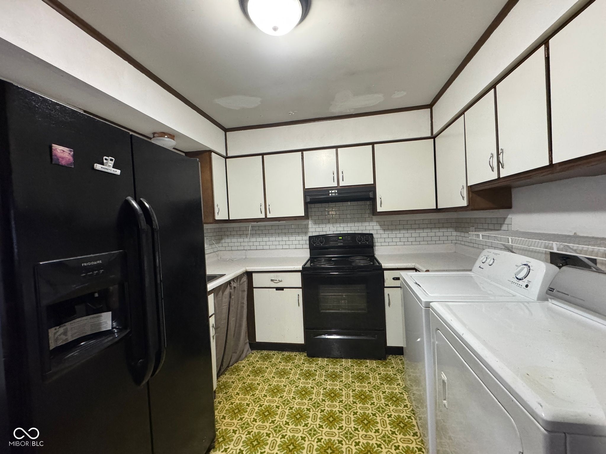 10053 E Dedham Drive, Indianapolis, IN, 46229 photo 5 of 10