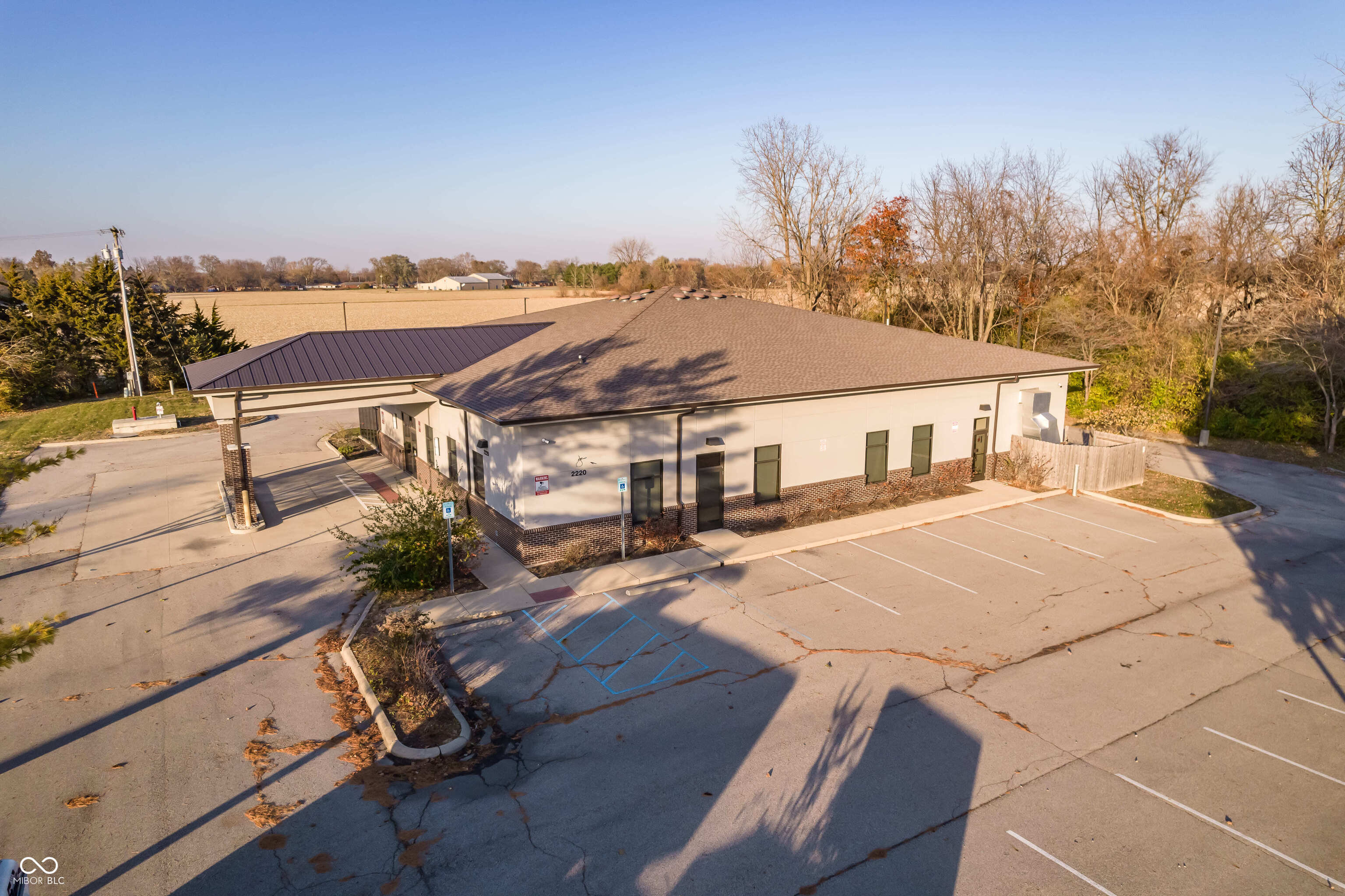 2220 E 59th Street, Anderson, IN, 46013 photo 5 of 6