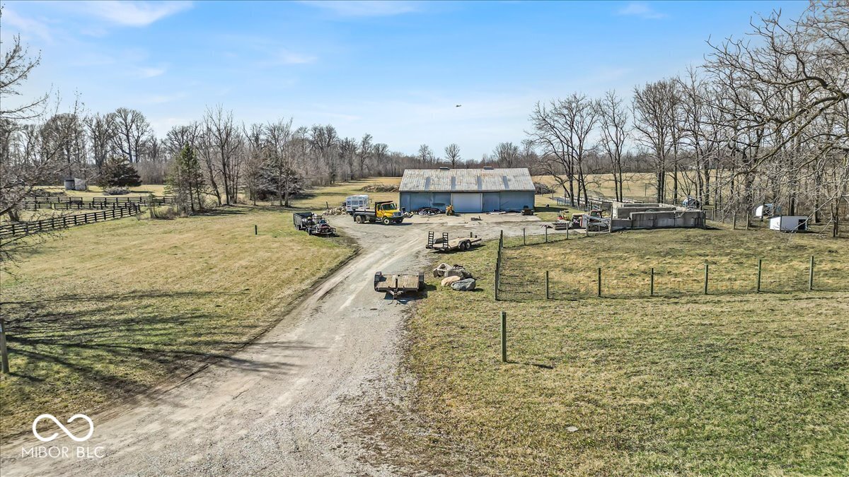 526 N 1200 E, Sheridan, IN, 46069 photo 5 of 6