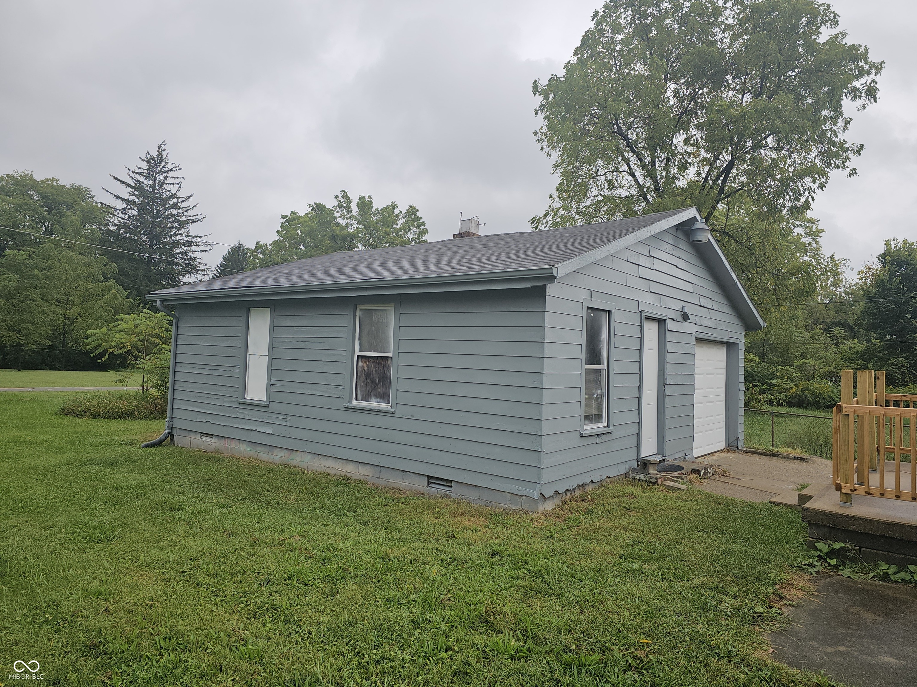 2418 W 18th Street, Anderson, IN, 46016 photo 5 of 20