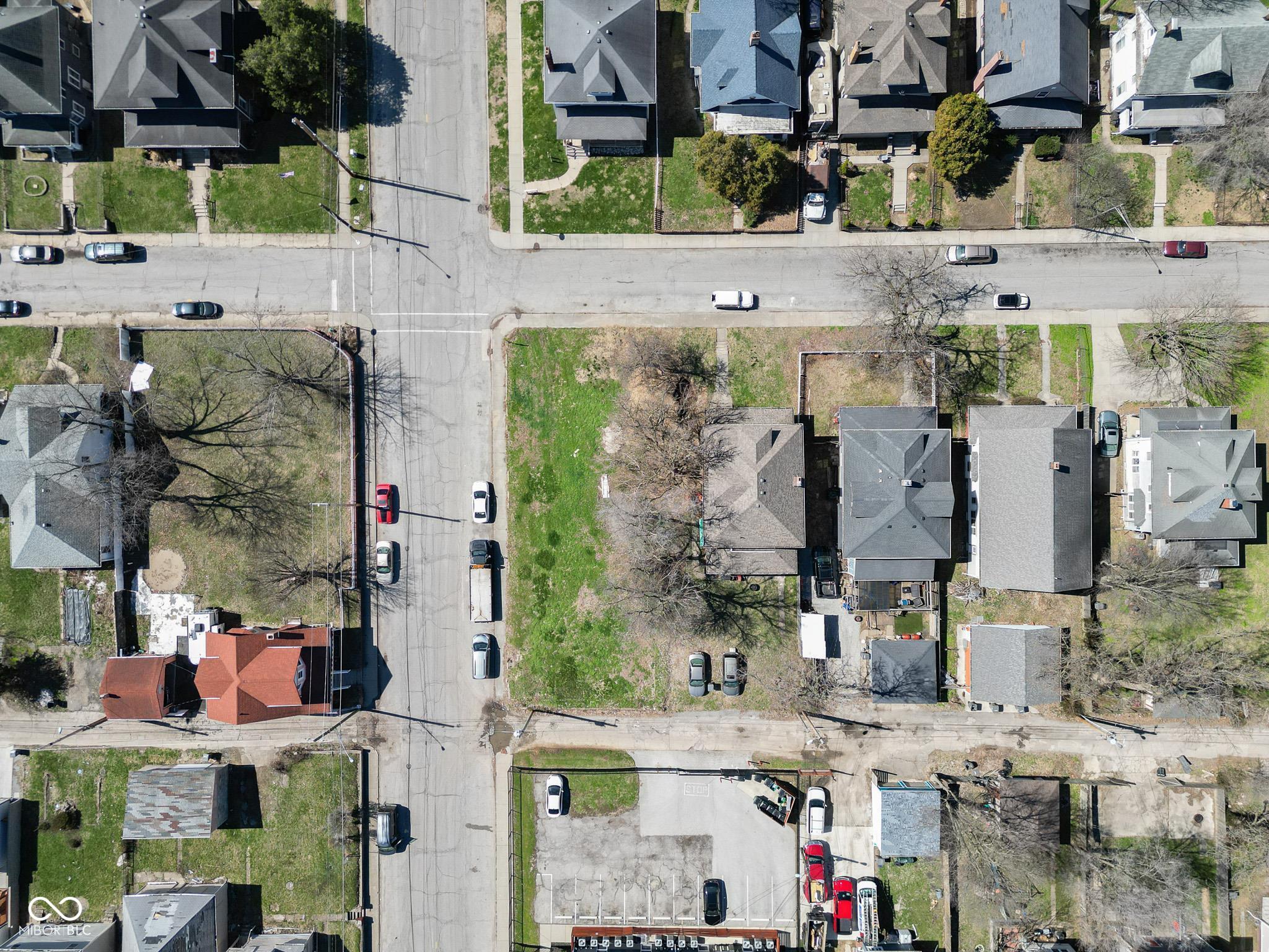 402 E 32nd Street, Indianapolis, IN, 46205 photo 5 of 13