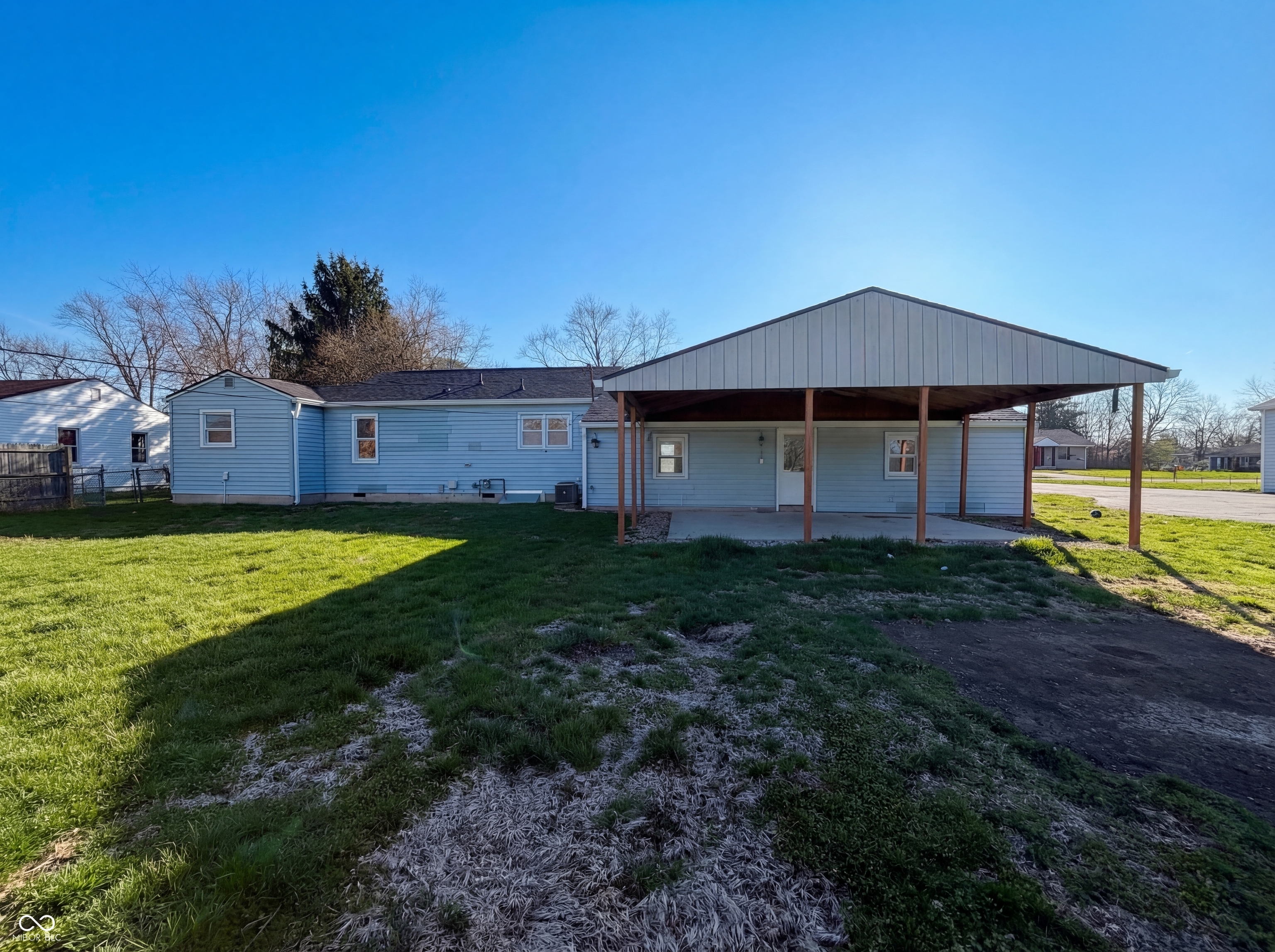 1062 Rita Drive, Greenwood, IN, 46143 photo 5 of 19
