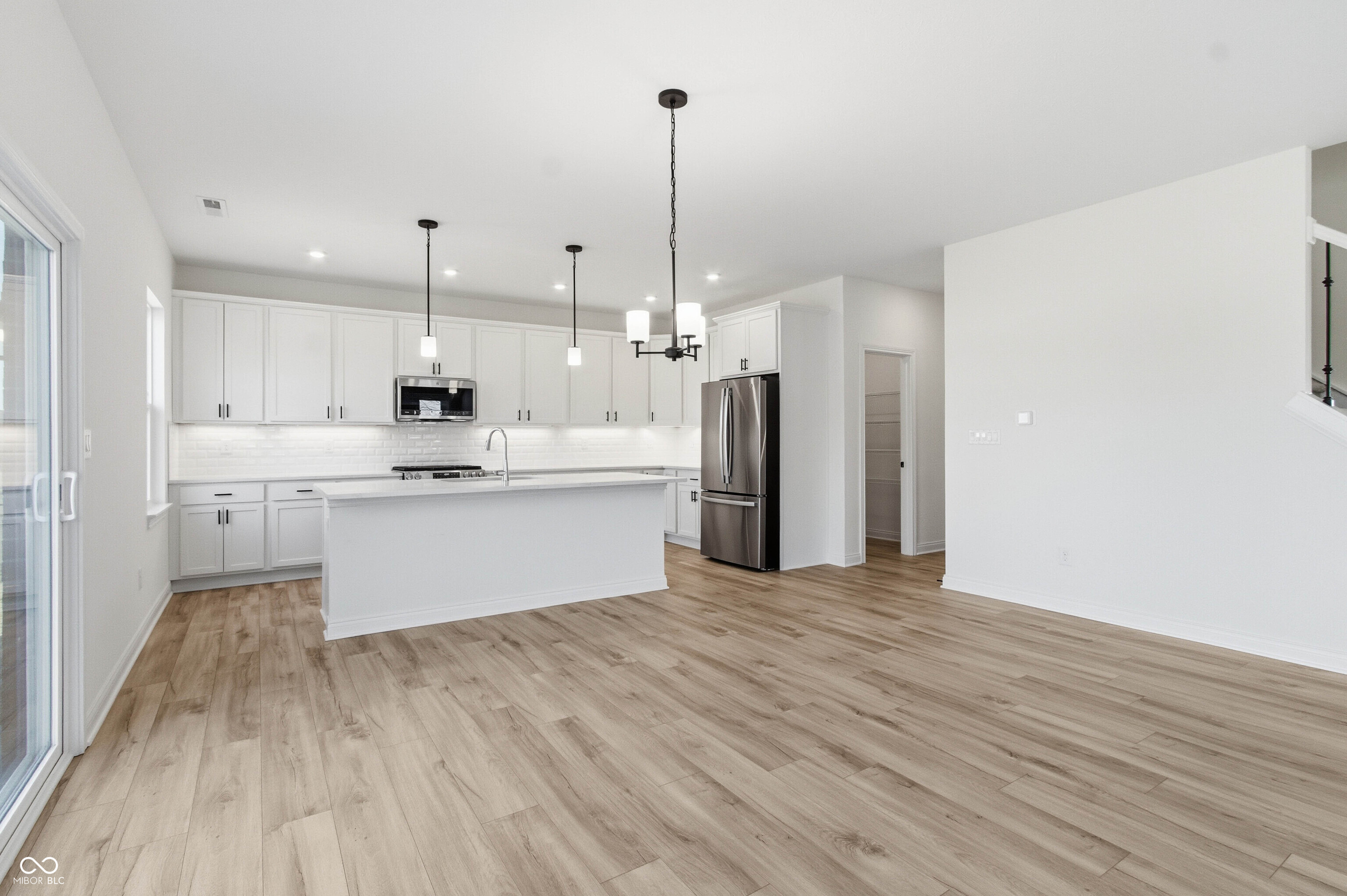 656 Jefferson Valley, Coatesville, IN, 46121 photo 5 of 34