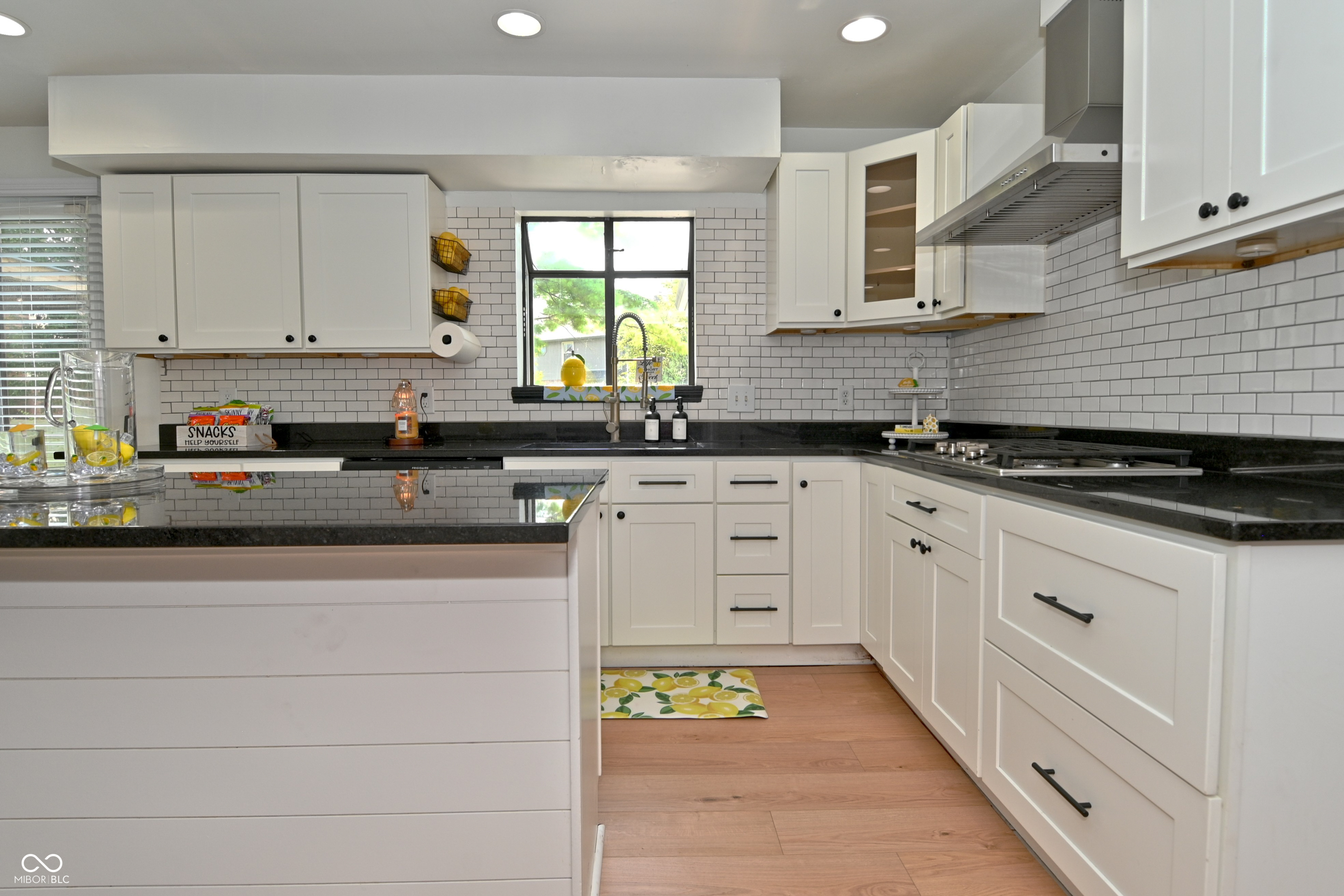 6031 Buck Trail Road, Indianapolis, IN, 46237 photo 5 of 41