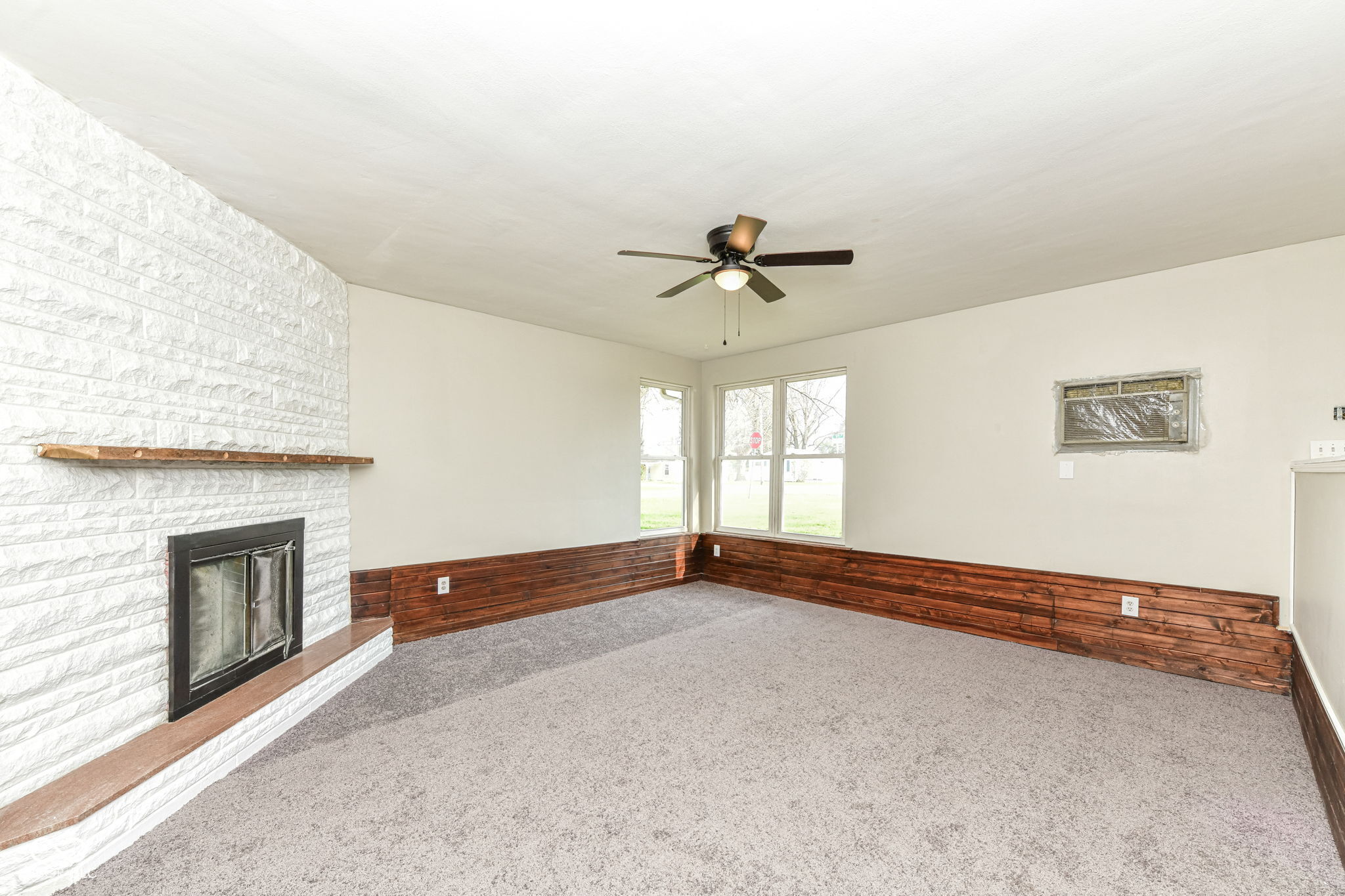2328 E 9th Street, Anderson, IN, 46012 photo 5 of 24