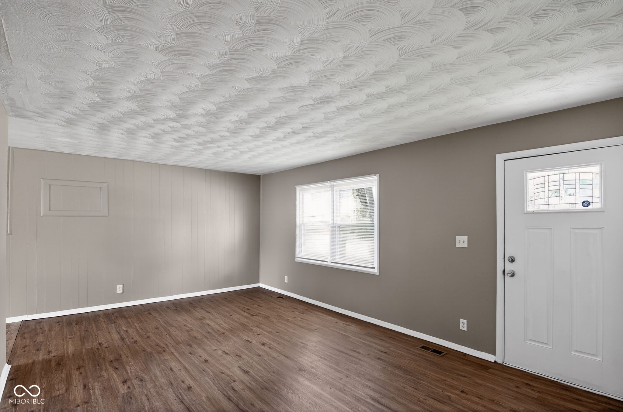 4101 Biscayne Road, Indianapolis, IN, 46226 photo 5 of 32