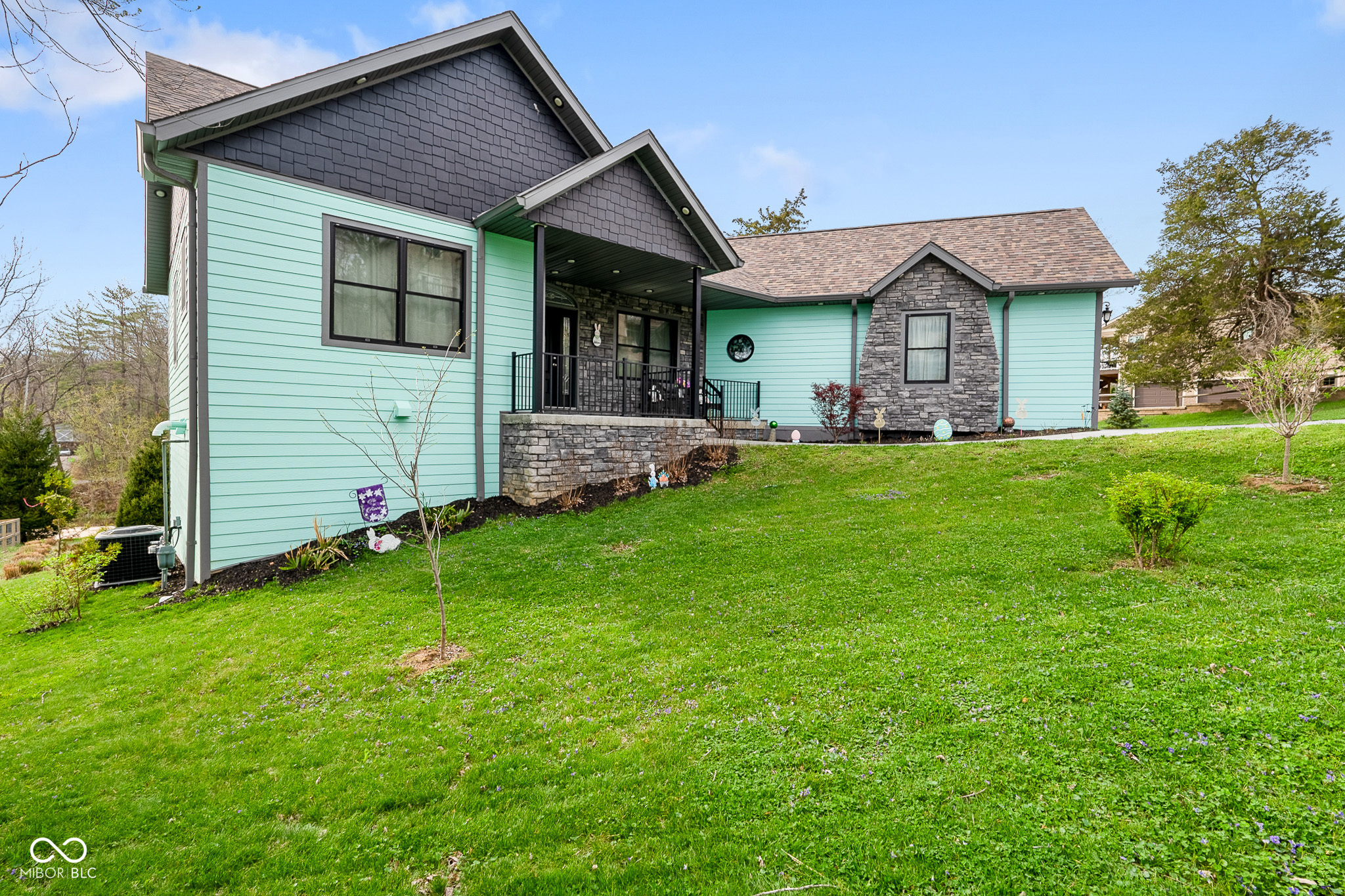 220 N Jefferson Street, Nashville, IN, 47448 photo 5 of 48