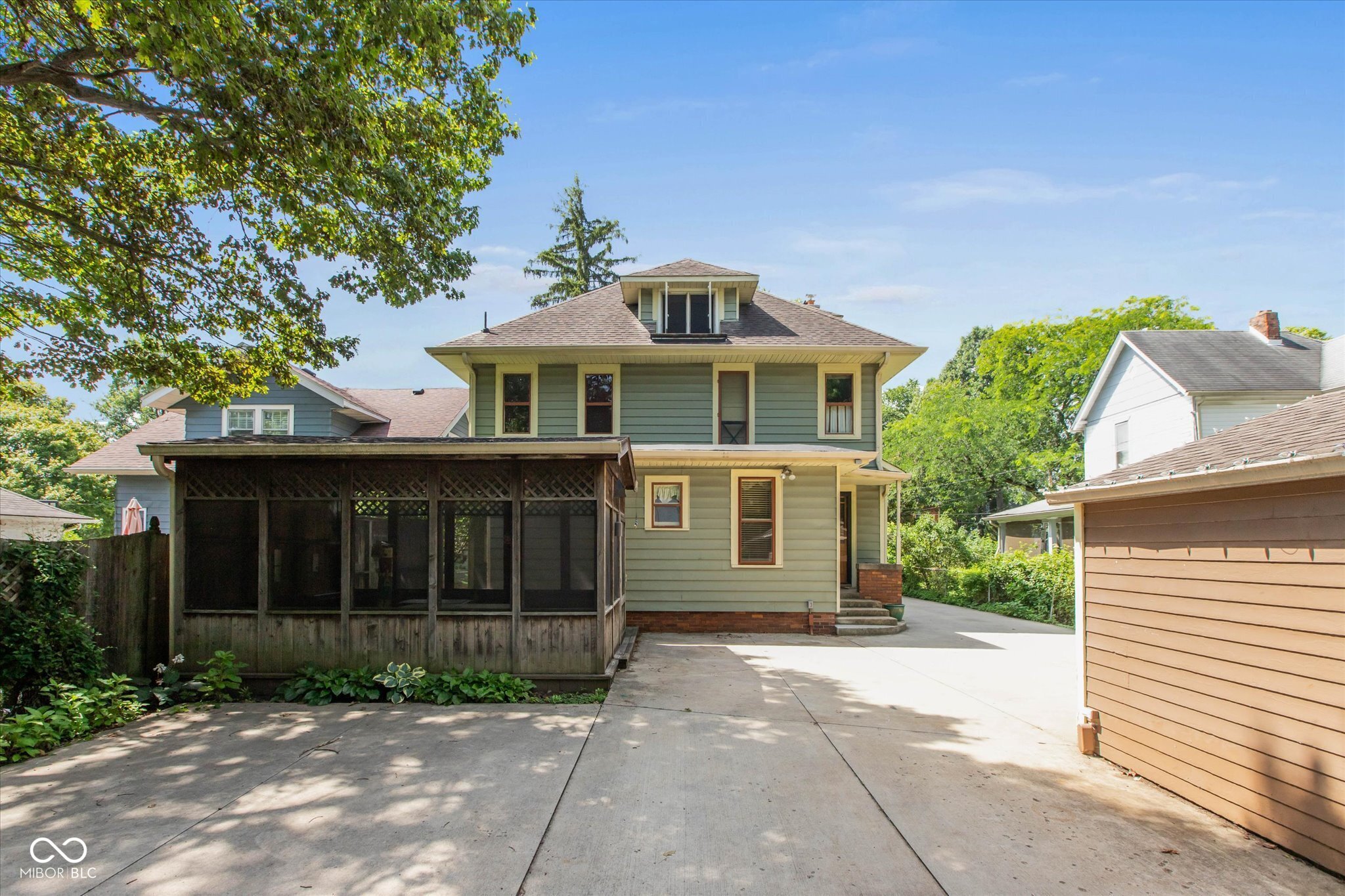 5452 University Avenue, Indianapolis, IN, 46219 photo 5 of 28