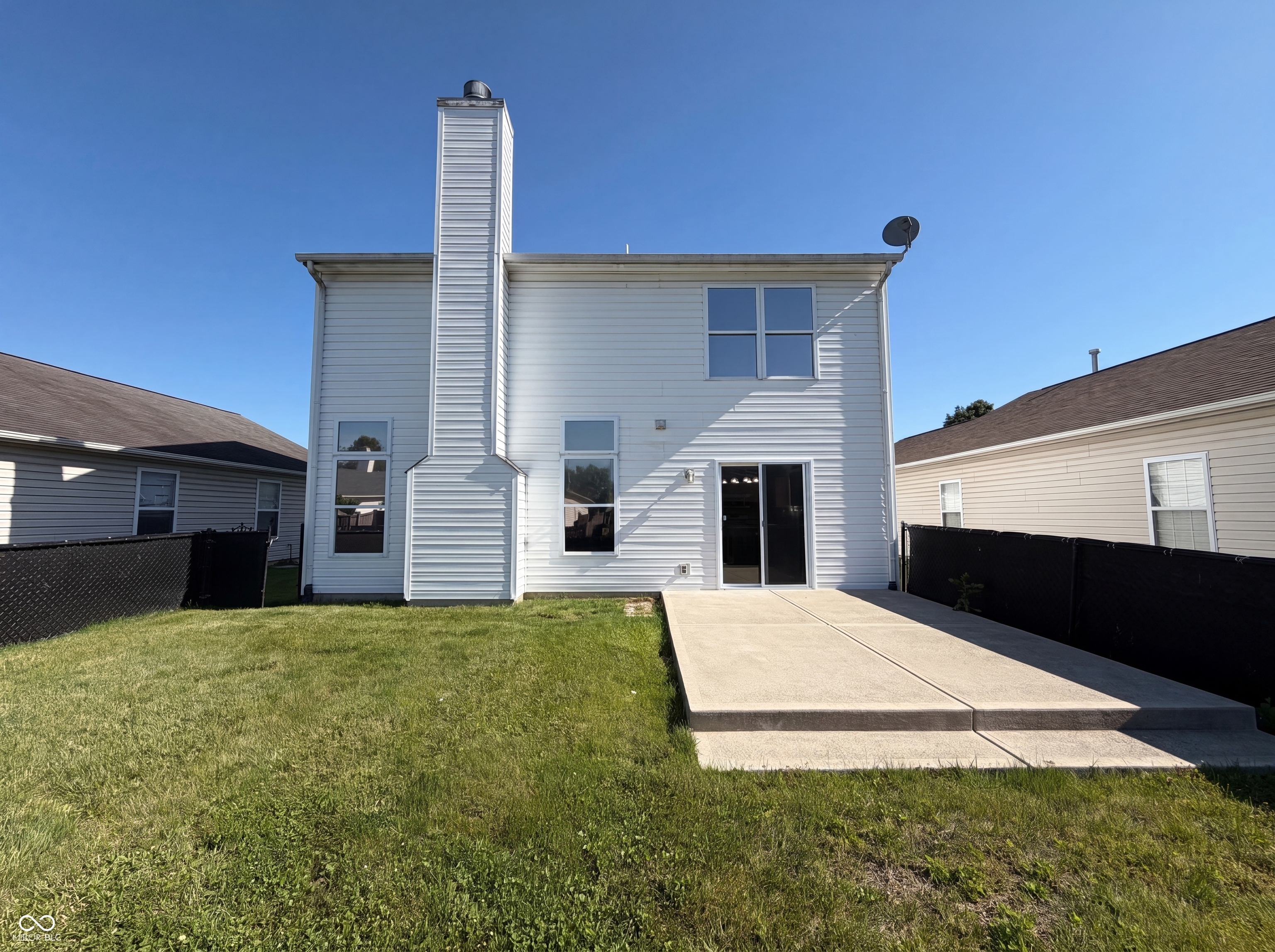 659 Day Break Drive, Greenwood, IN, 46143 photo 5 of 17