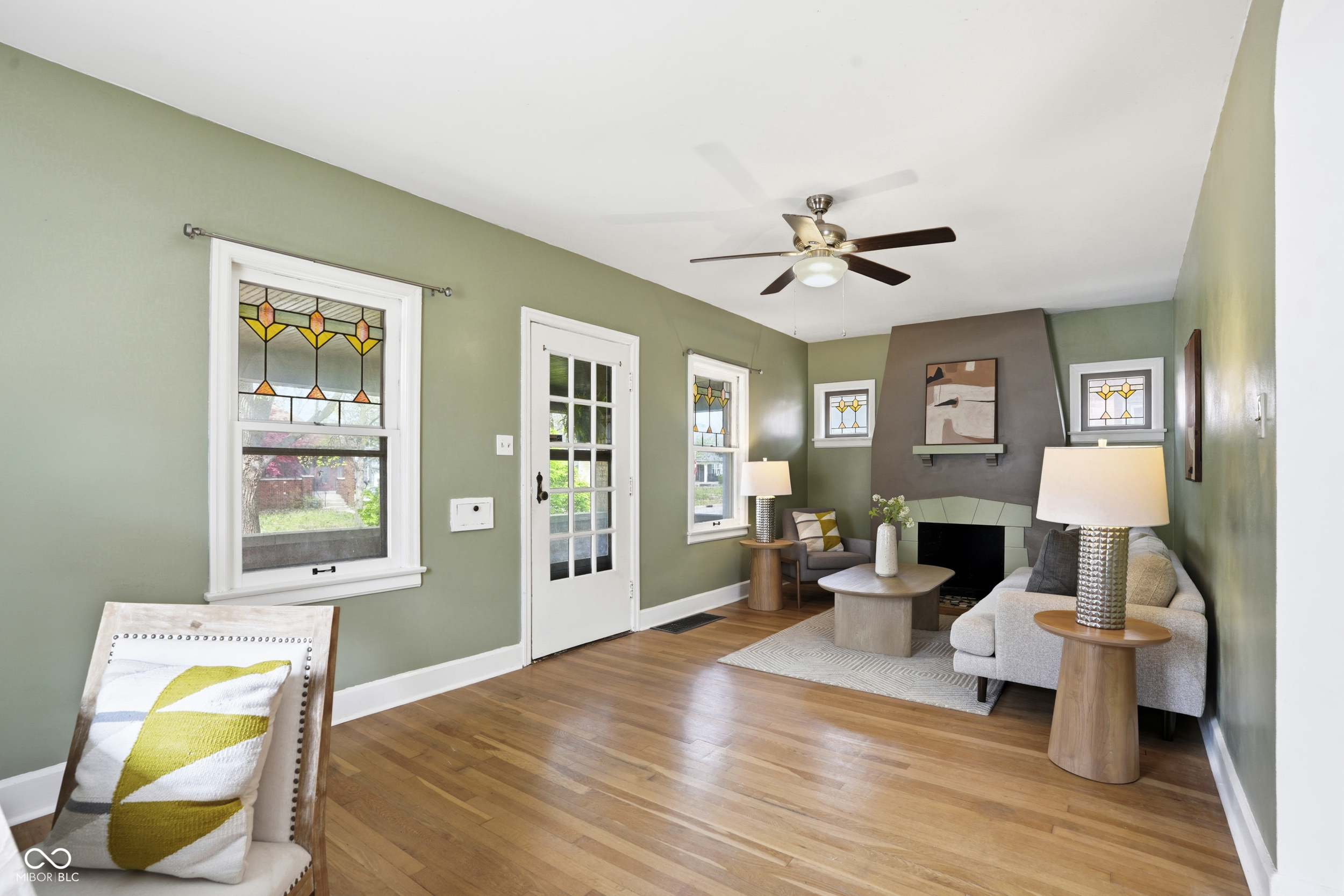 1025 N Bosart Avenue, Indianapolis, IN, 46201 photo 5 of 36