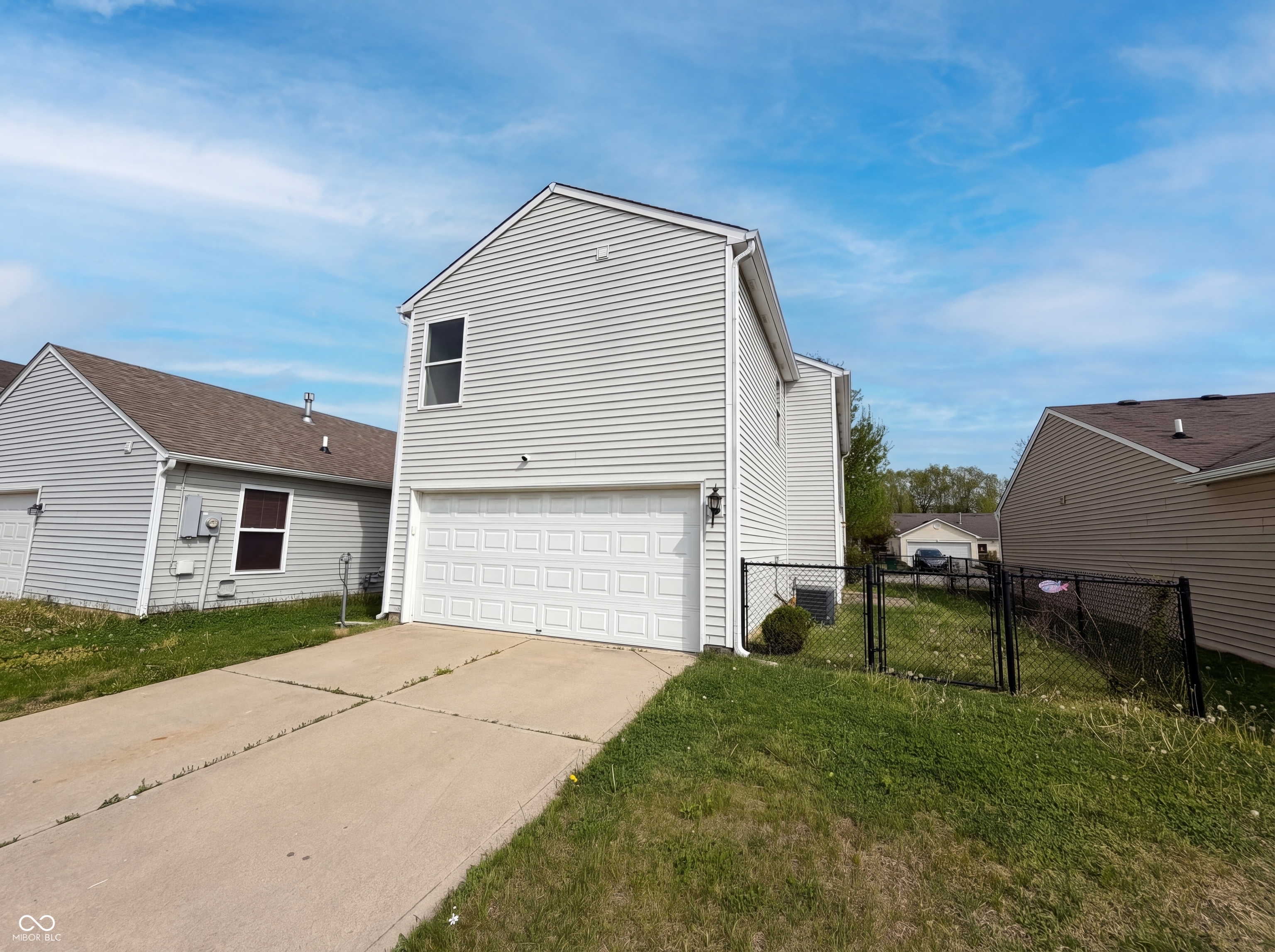 925 Harbon Drive, Franklin, IN, 46131 photo 5 of 16