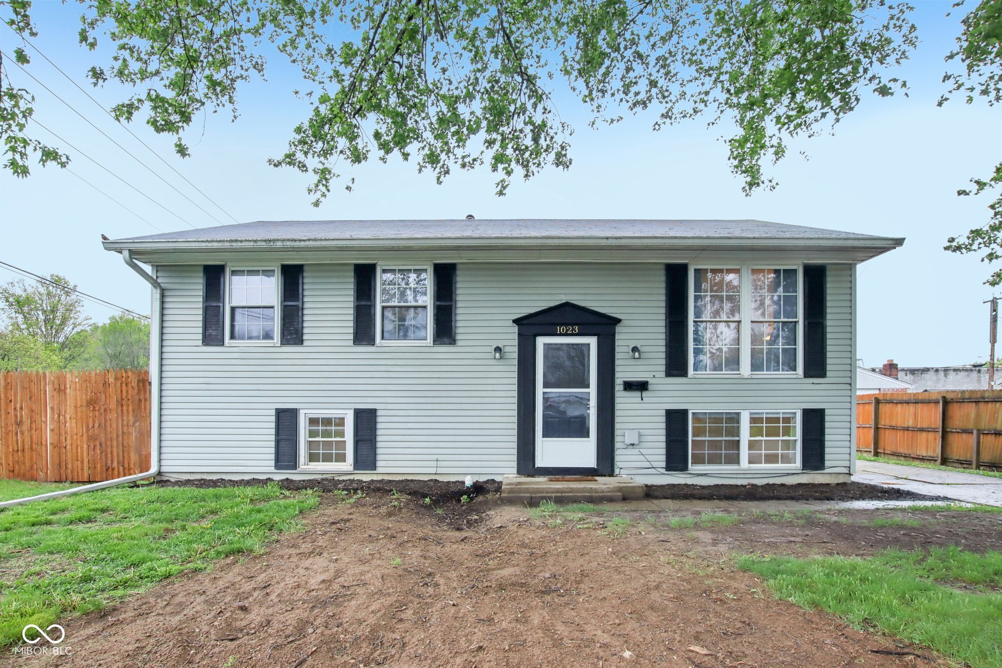1023 Avalon Lane, Chesterfield, IN, 46017 photo 5 of 38