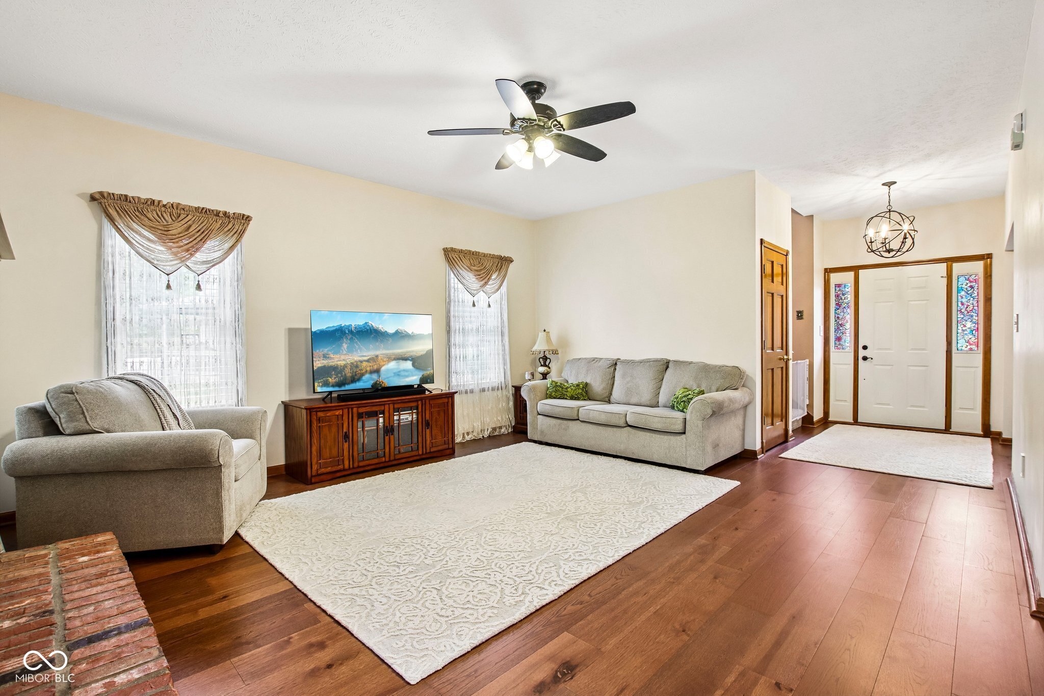 8344 Hunters Meadow Court, Indianapolis, IN, 46259 photo 5 of 56