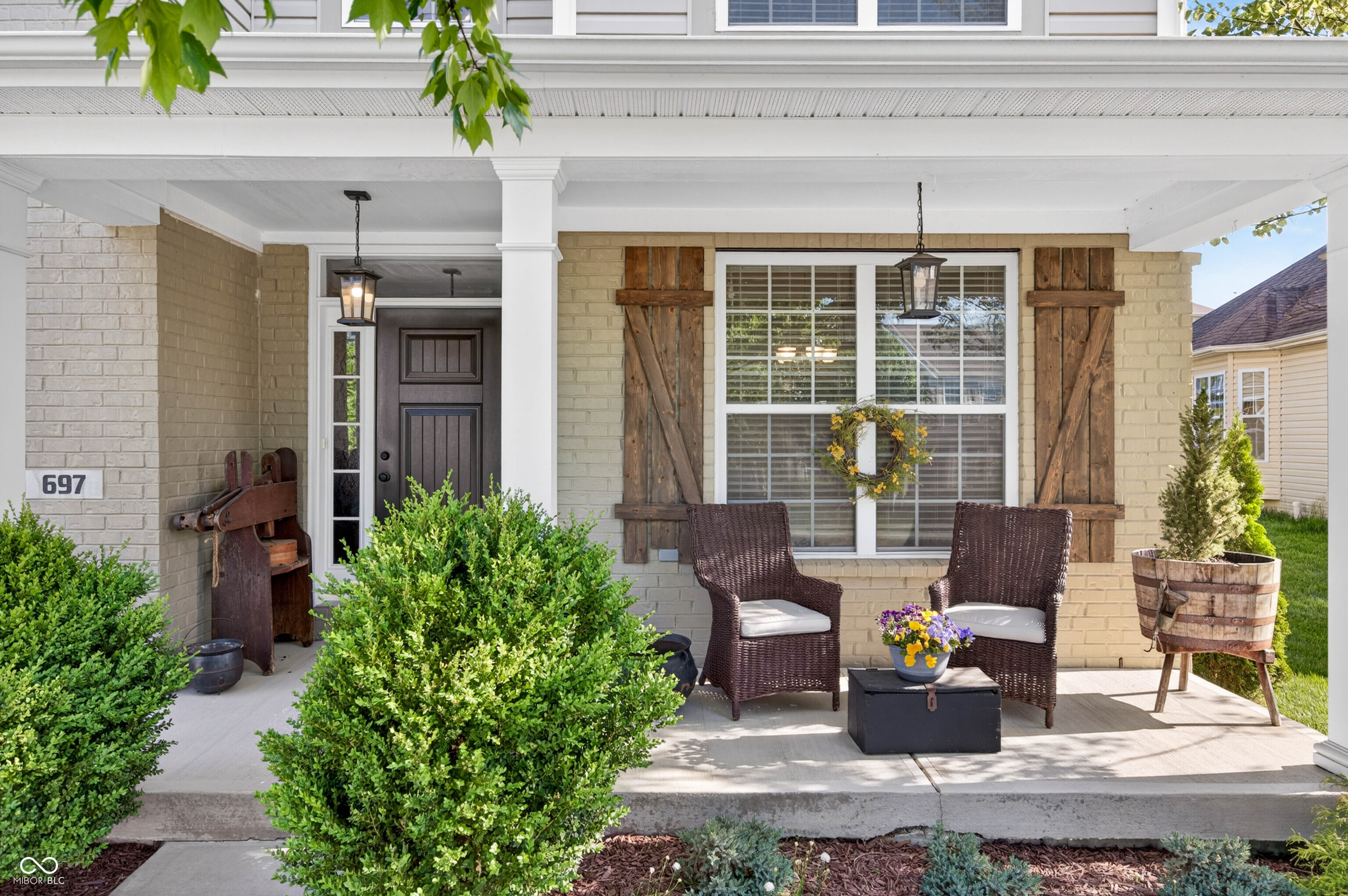 697 Lake Vista Drive, Columbus, IN, 47201 photo 5 of 62