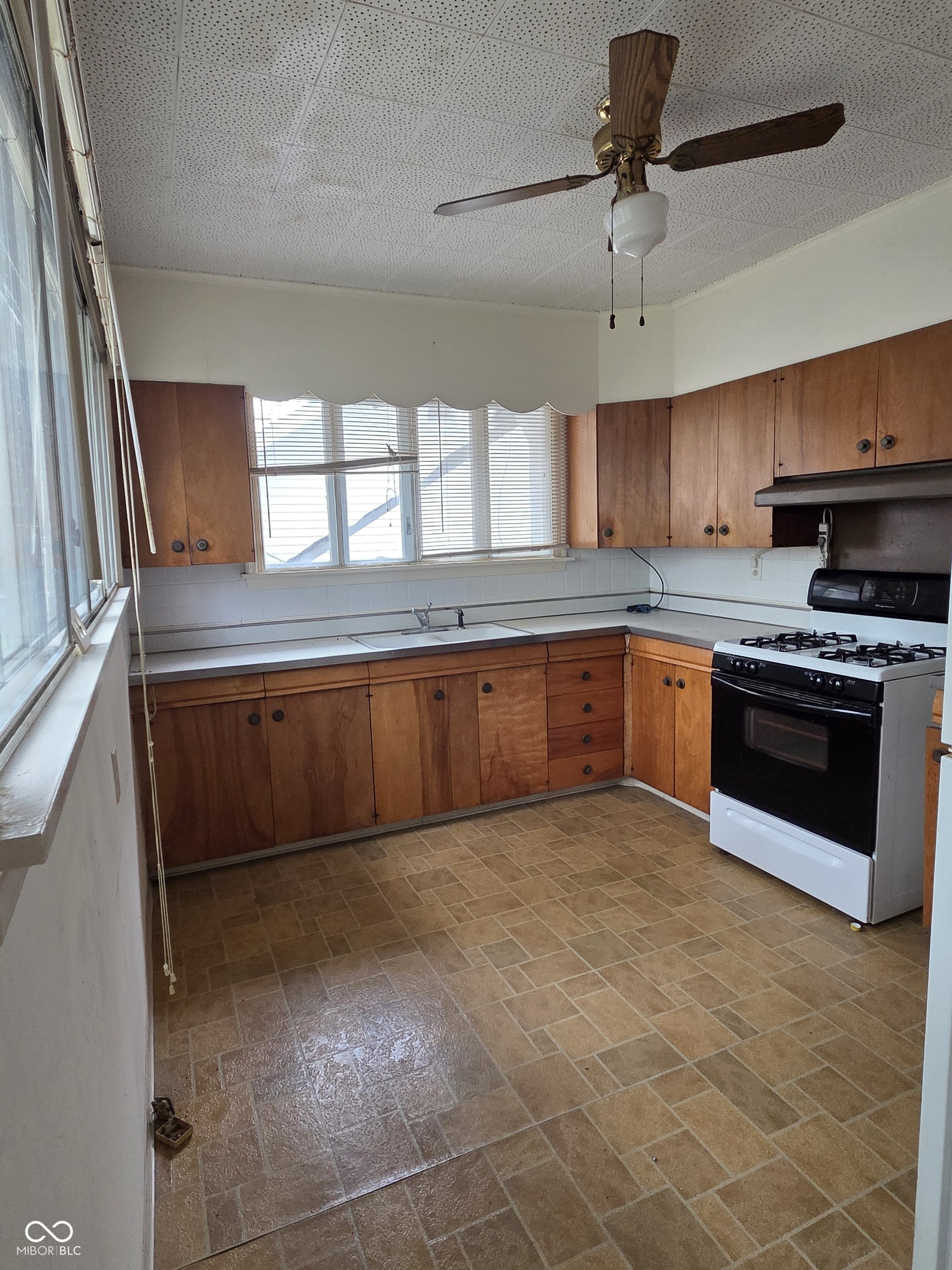 4645 Rookwood Avenue, Indianapolis, IN, 46208 photo 5 of 16
