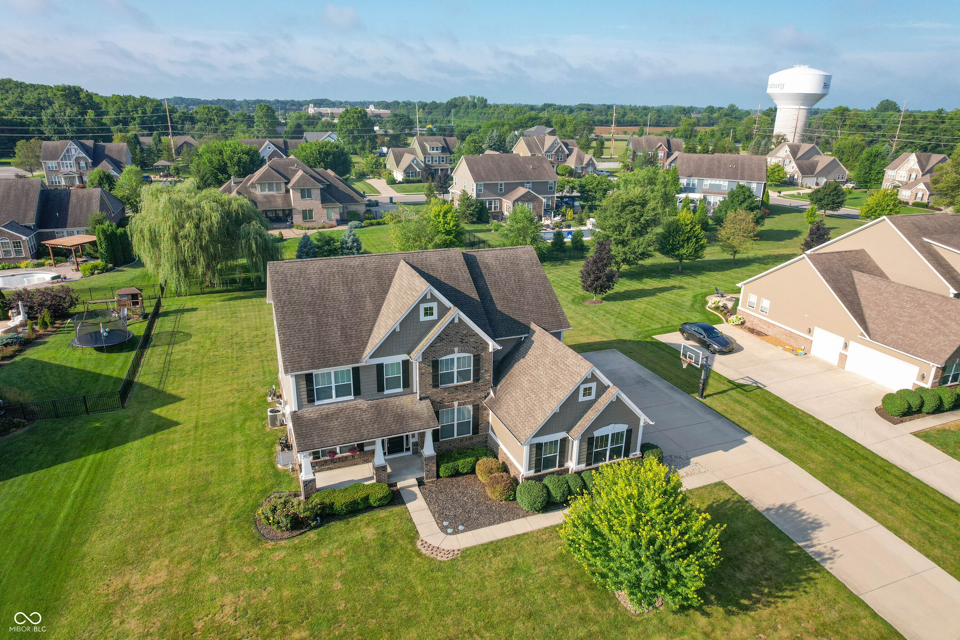 561 Windborough, Brownsburg, IN, 46112 photo 5 of 39